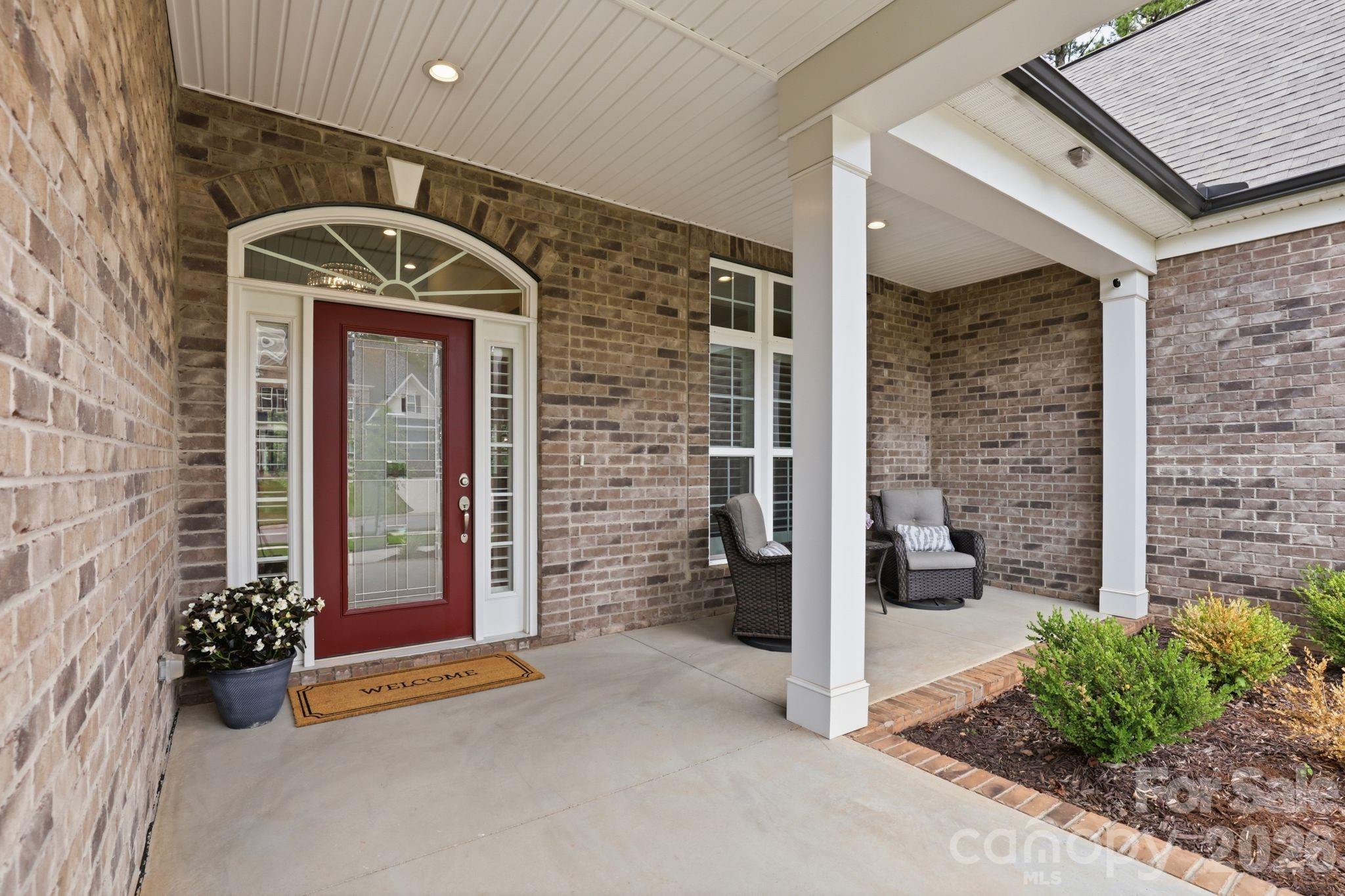 9823 Ardley Park Way — Mint Hill