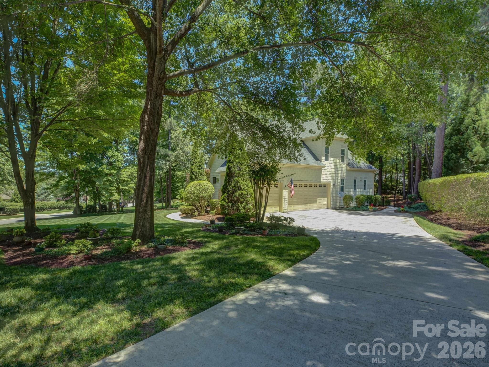 3912 Lake Spring Cove Court — Denver