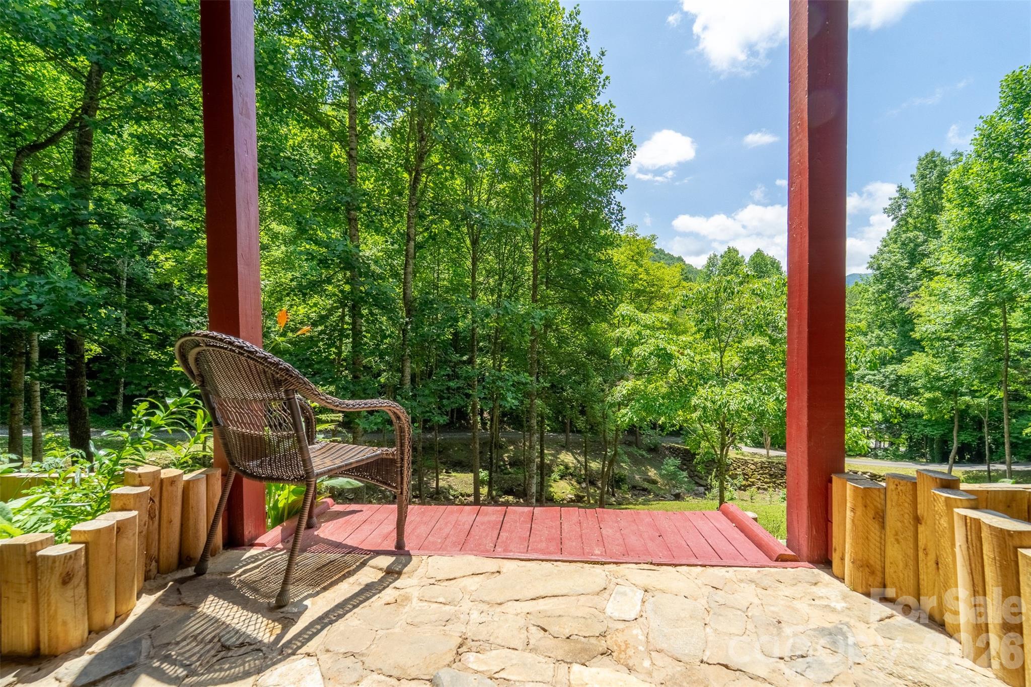 77 Pigeon Creek Trail — Bryson City
