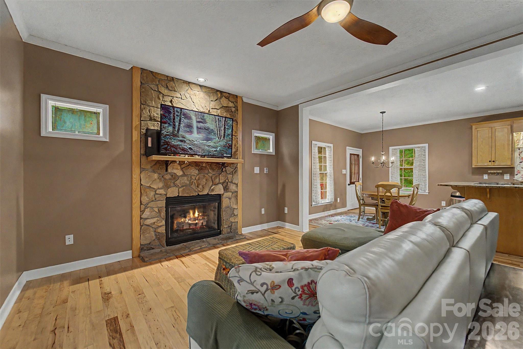 77 Pigeon Creek Trail — Bryson City