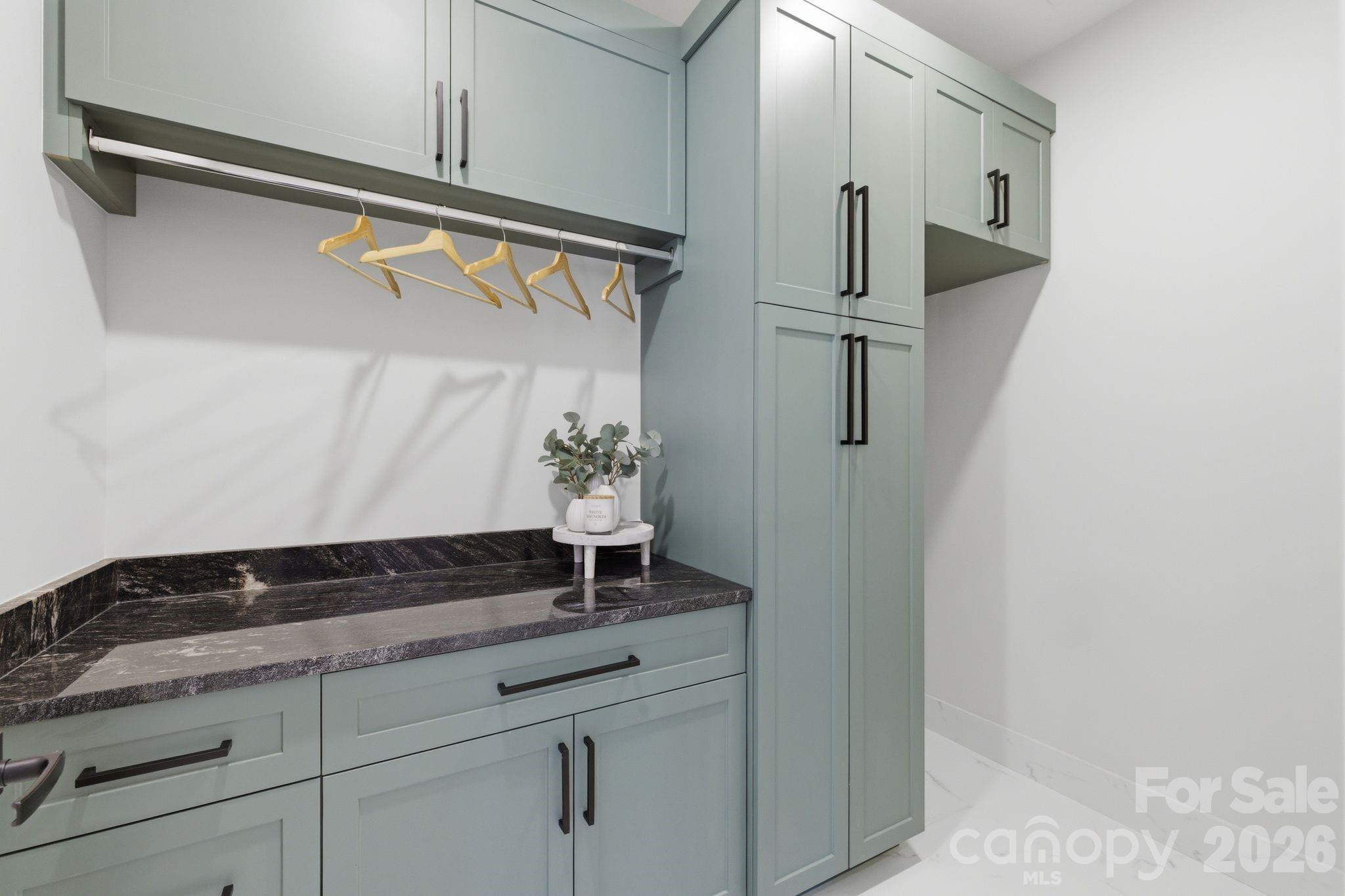 7607 Cottonwood Drive — Denver