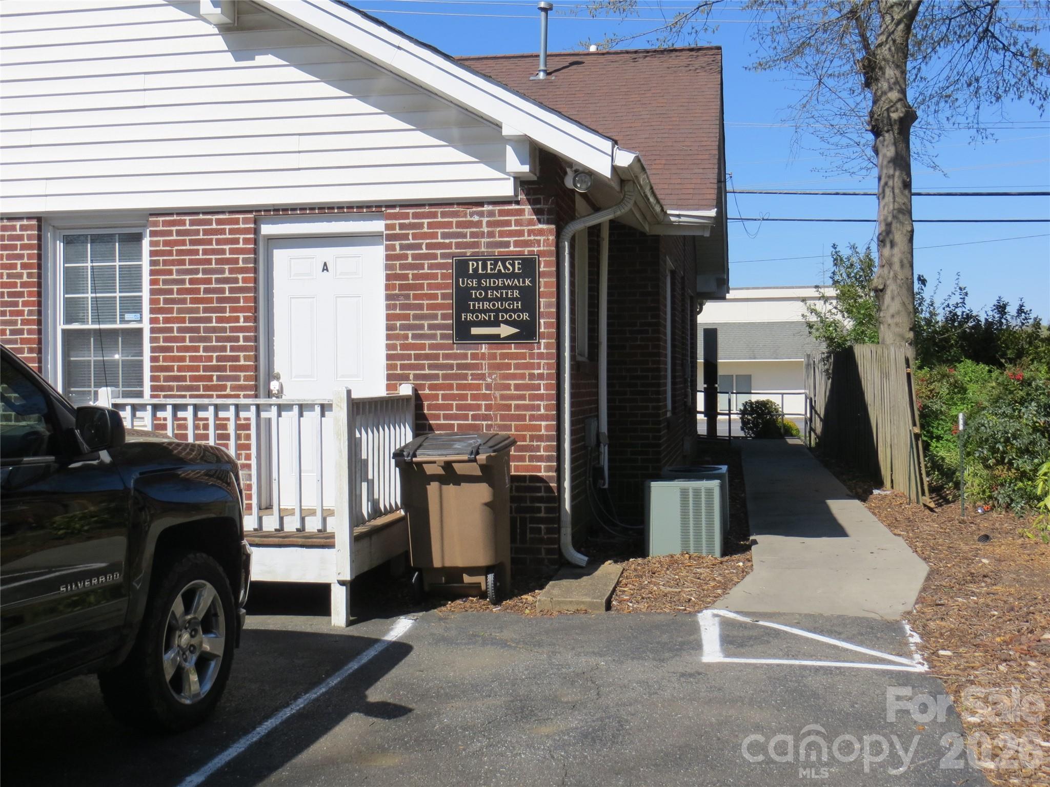 505 S Lafayette Street — Shelby