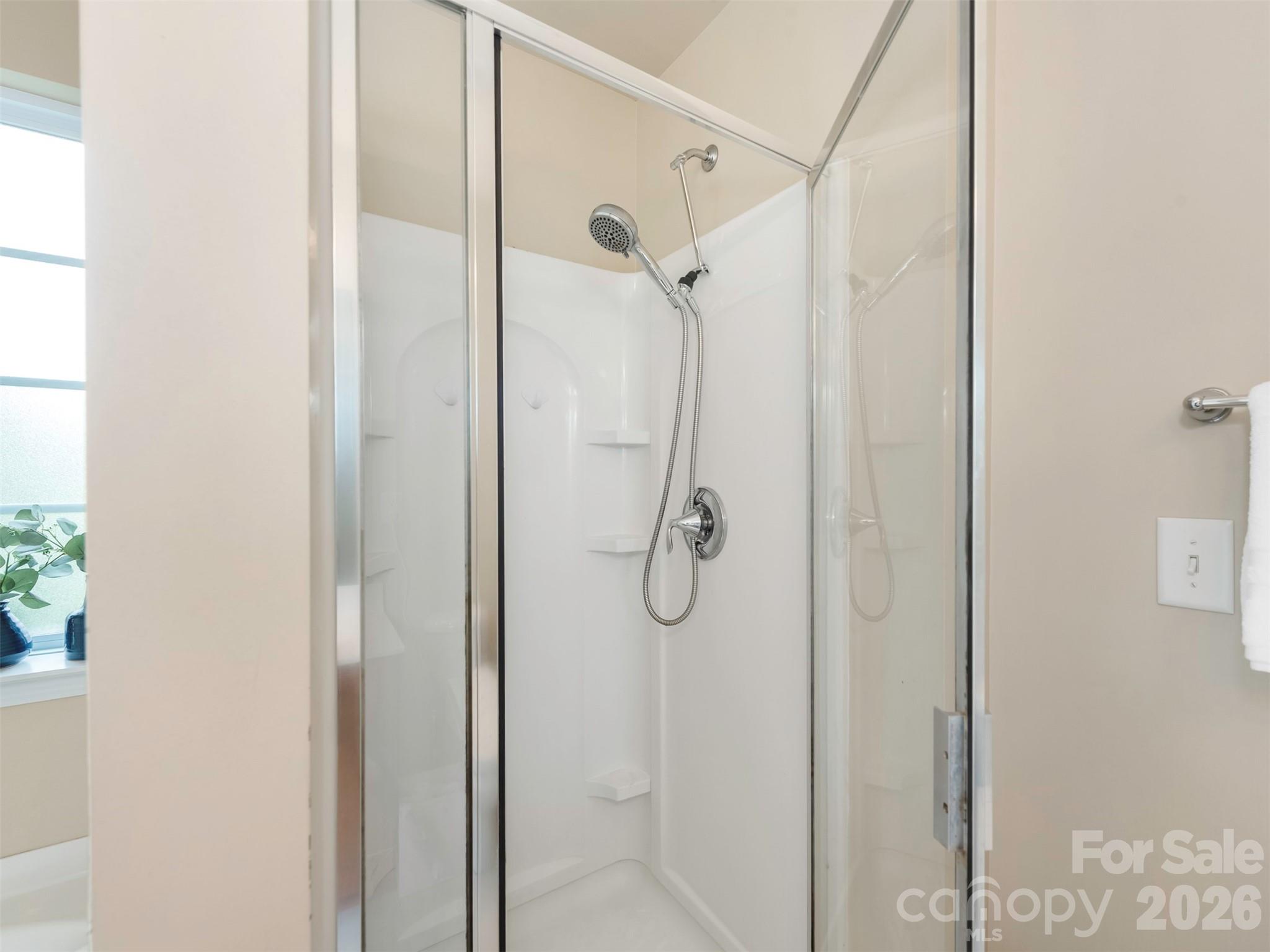 1100 Mountain Laurel Court — Matthews
