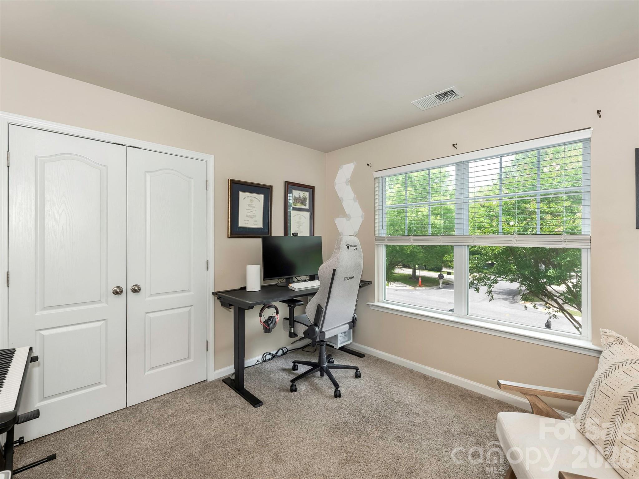 1100 Mountain Laurel Court — Matthews