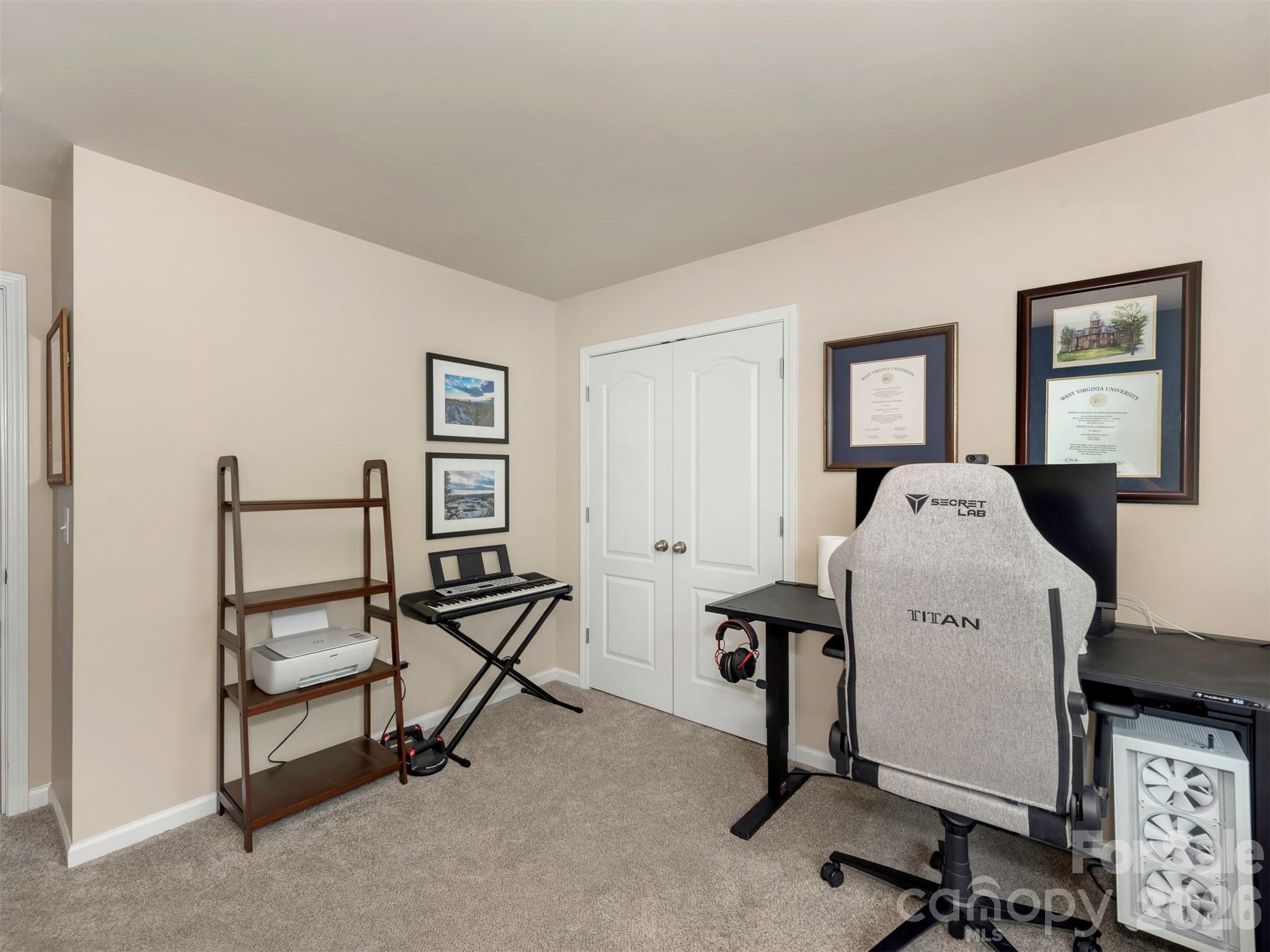 1100 Mountain Laurel Court — Matthews