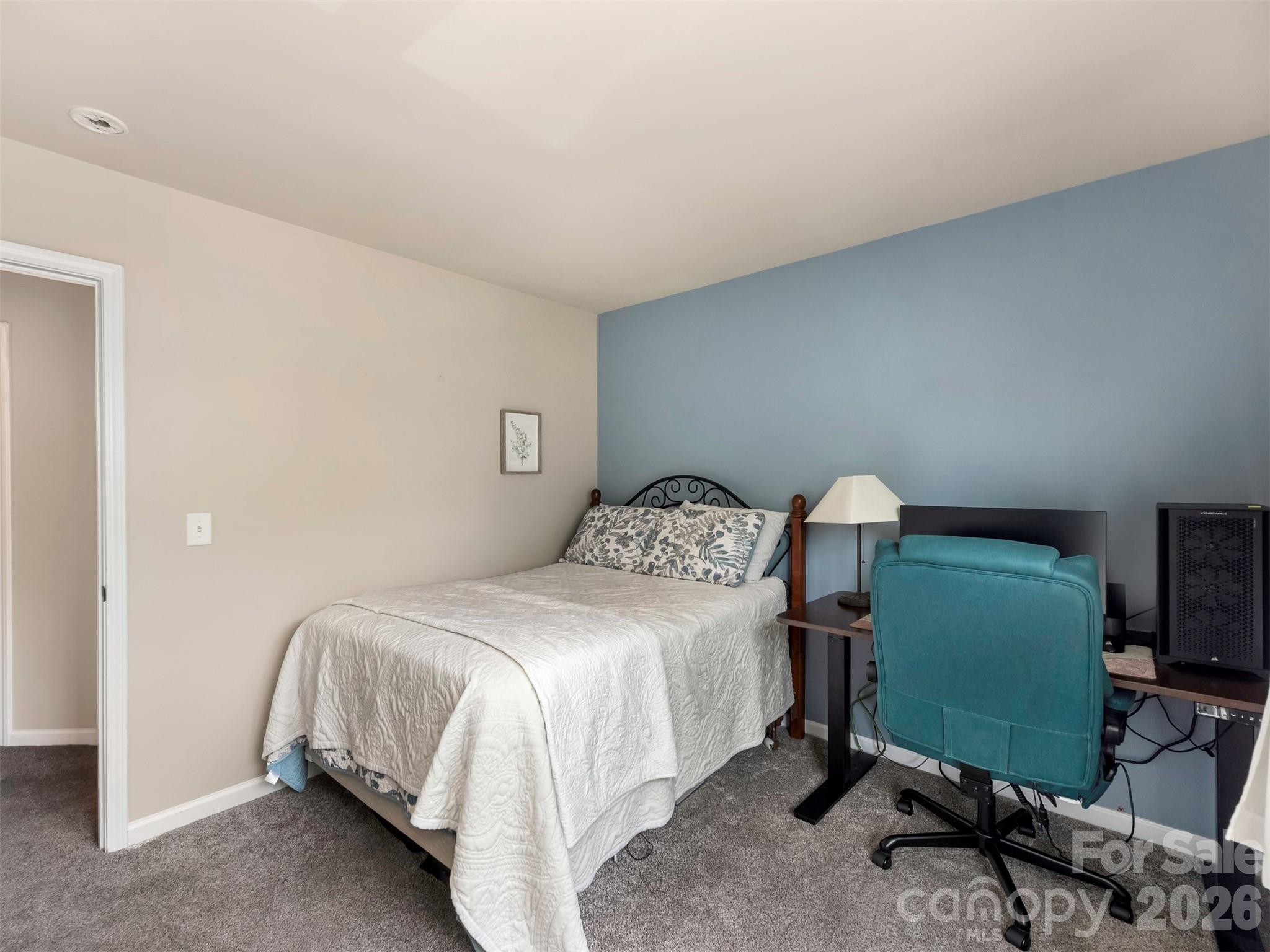 1100 Mountain Laurel Court — Matthews