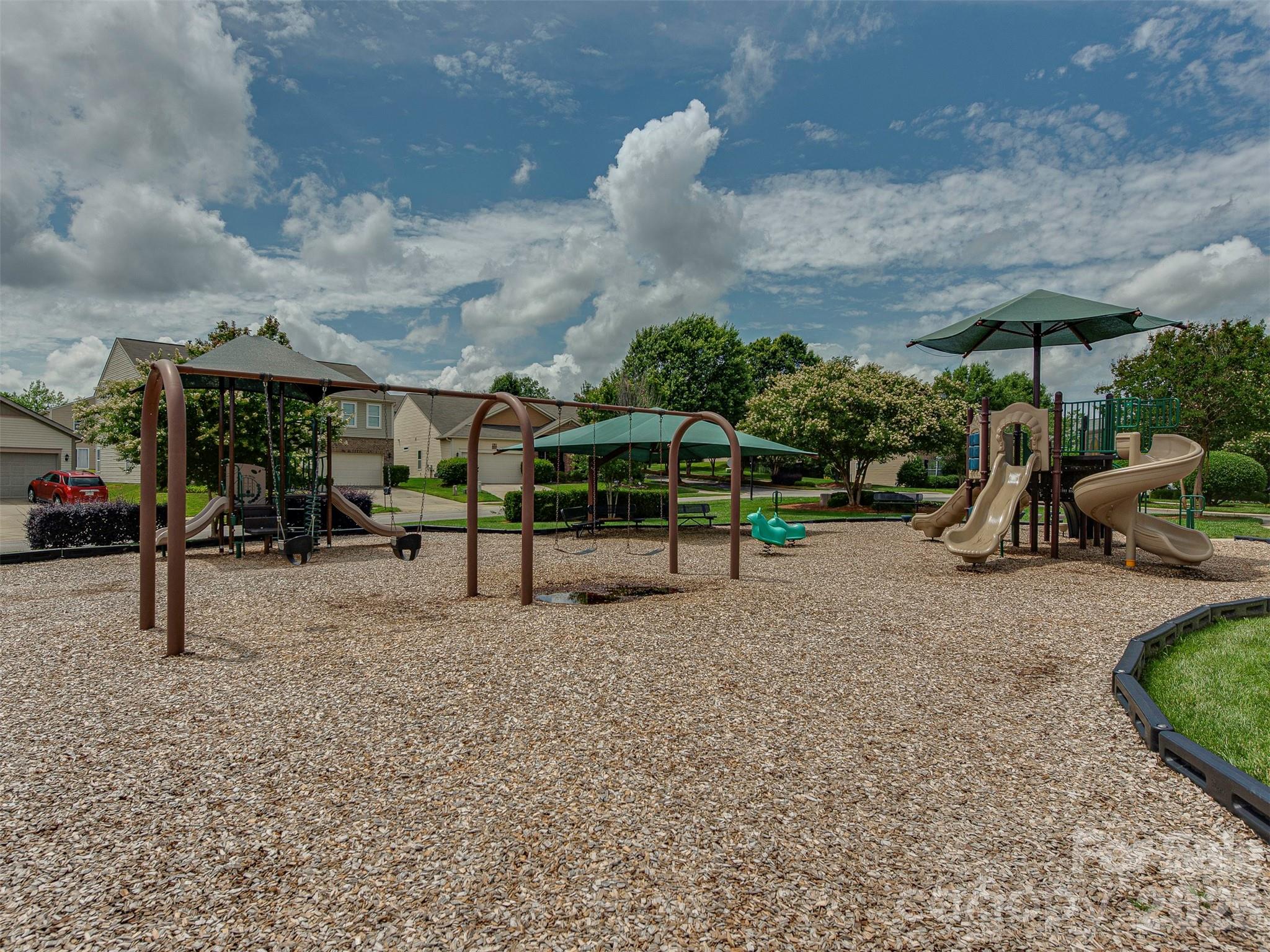 1100 Mountain Laurel Court — Matthews