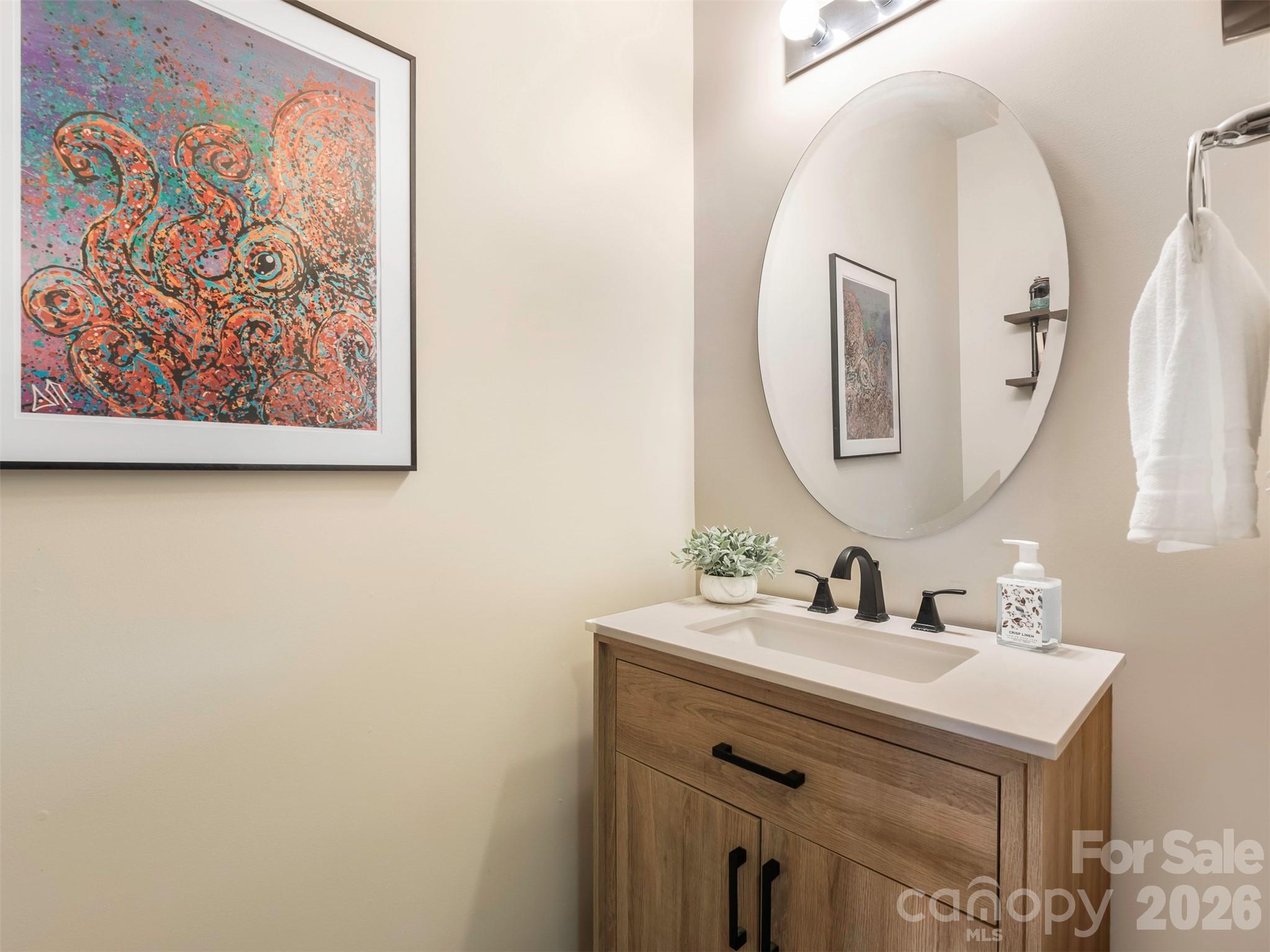 1100 Mountain Laurel Court — Matthews