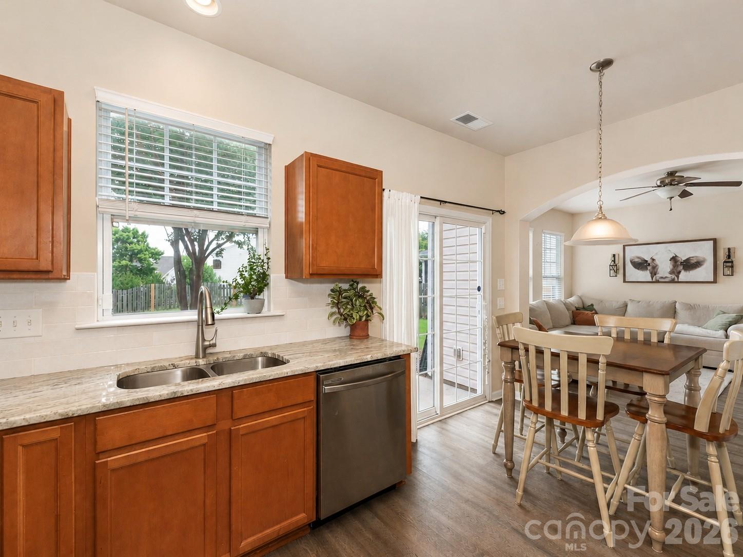 1100 Mountain Laurel Court — Matthews