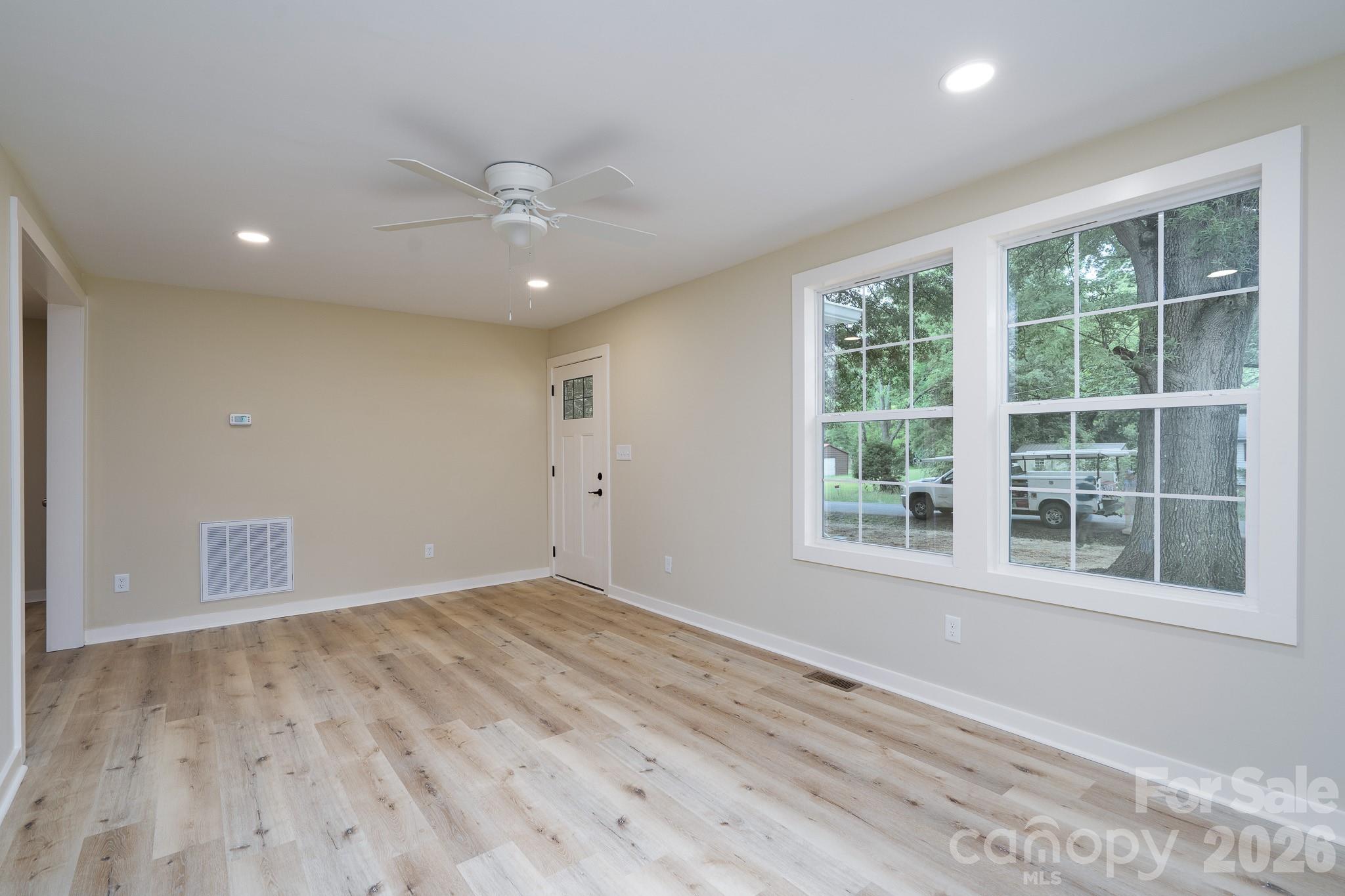 185 Garden Lane — Salisbury
