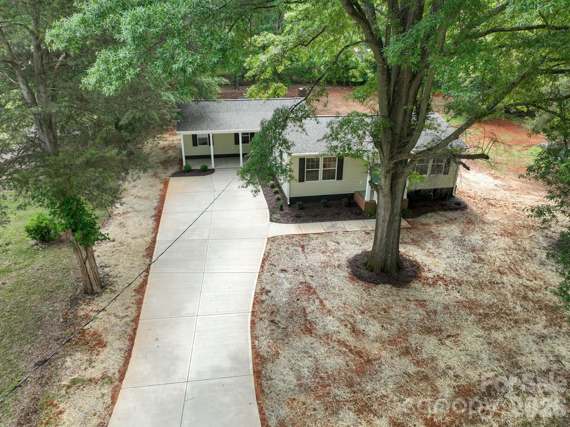 185 Garden Lane — Salisbury