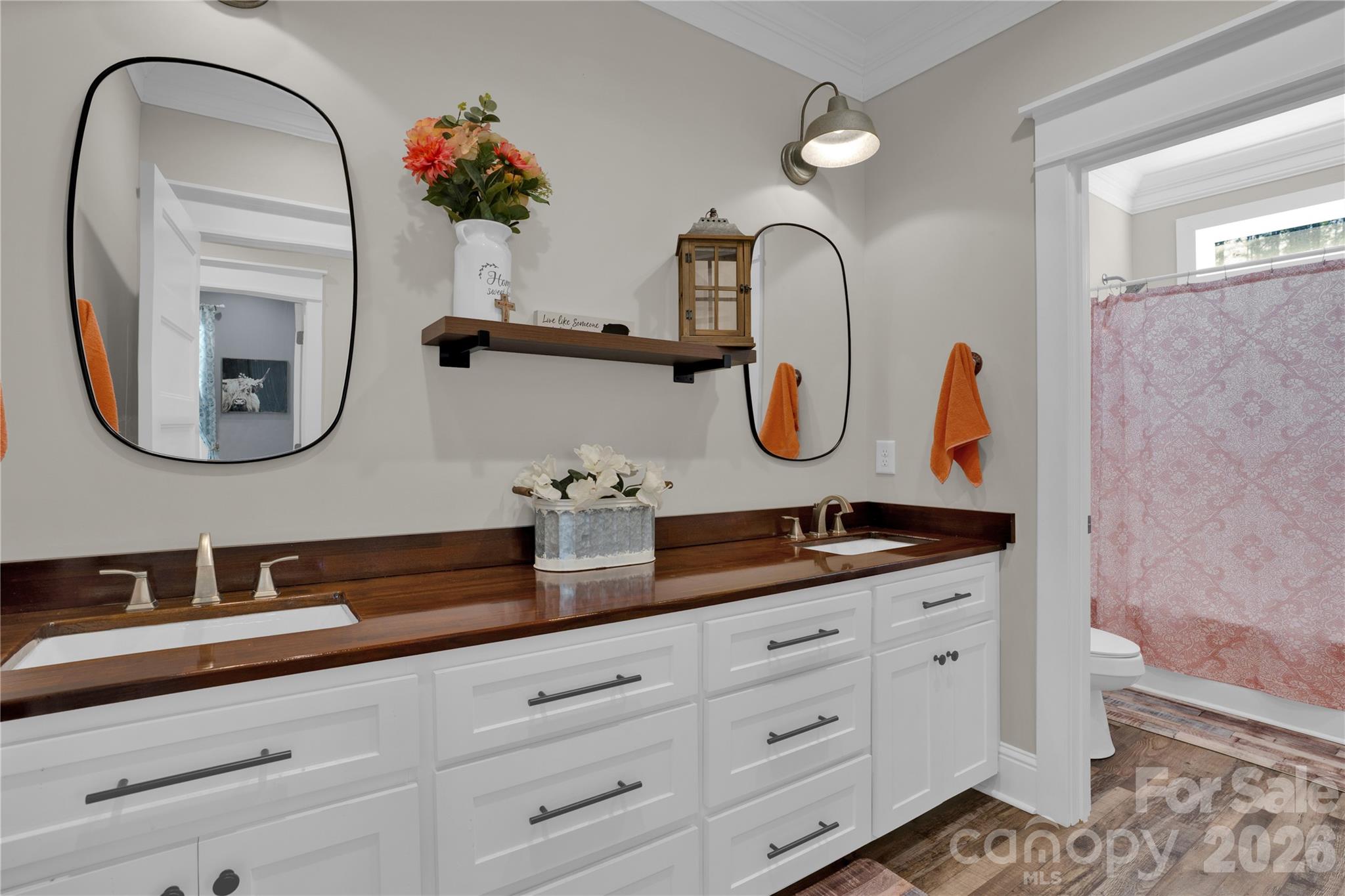 2138 Lockhart Road — Camden