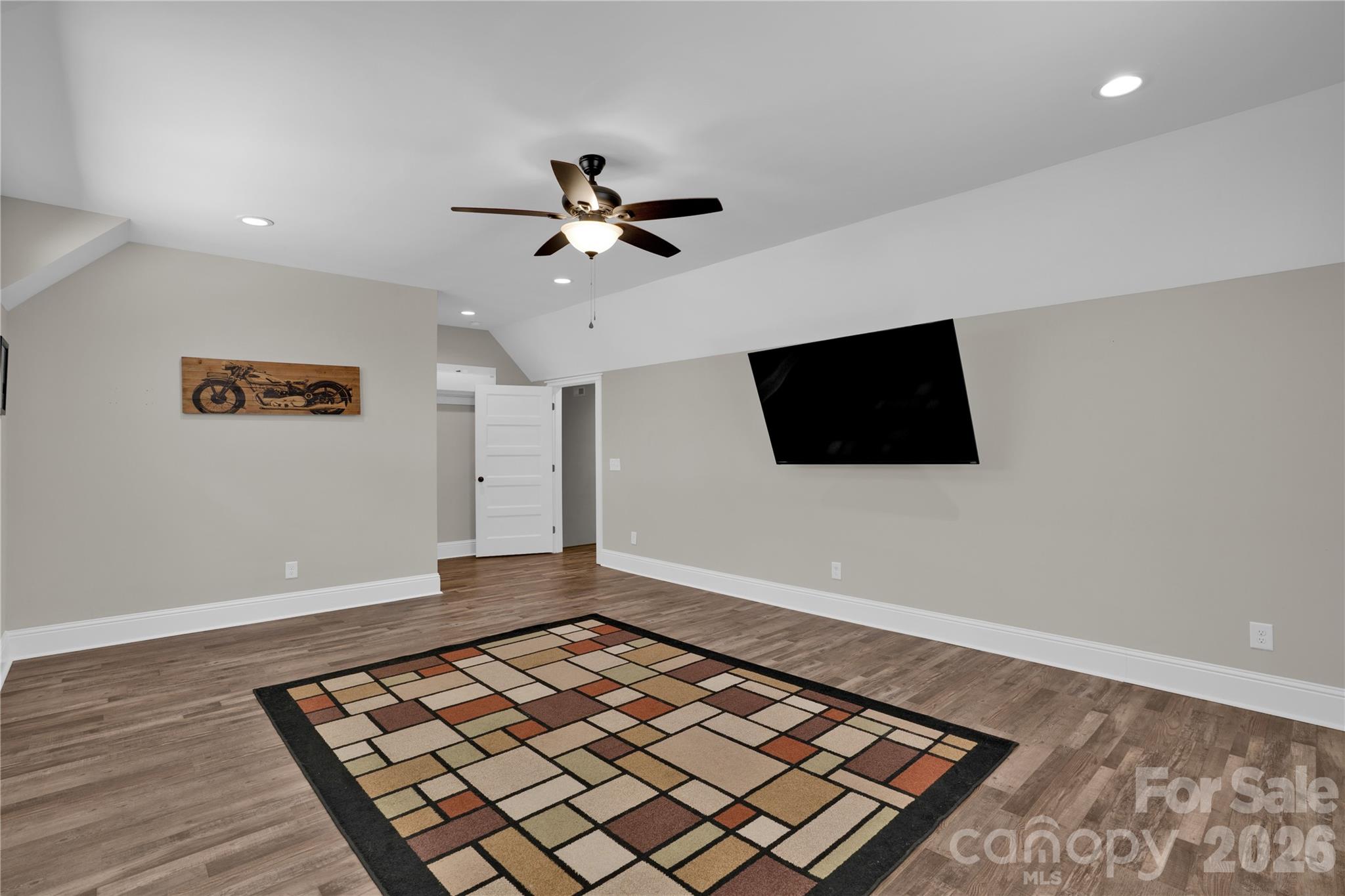 2138 Lockhart Road — Camden