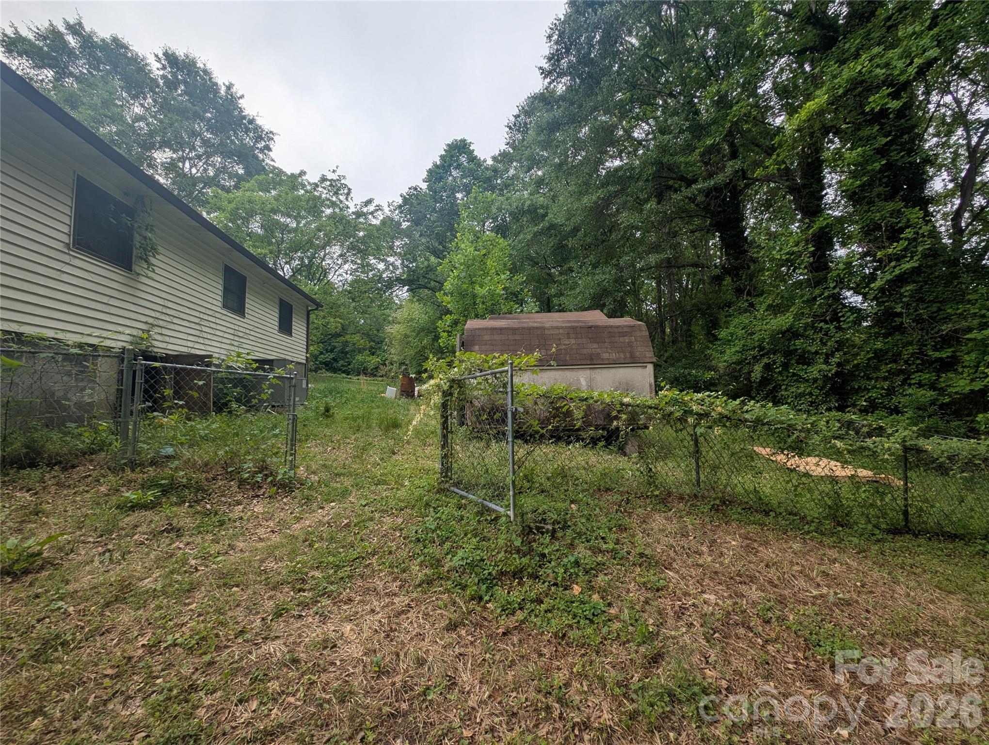 1218-B Essex Street — Gastonia