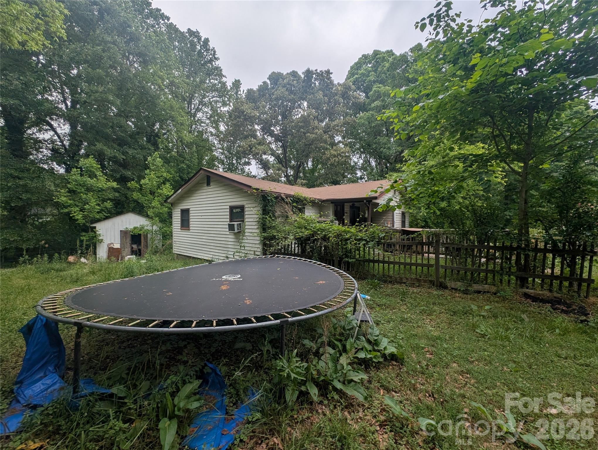 1218-B Essex Street — Gastonia