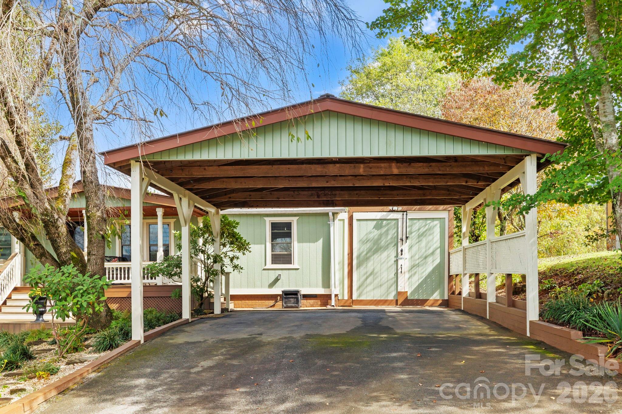 12 Timbers Edge Lane — Fairview