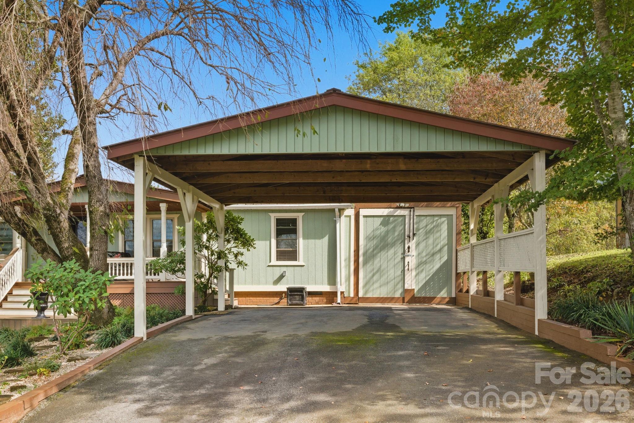 12 Timbers Edge Lane — Fairview