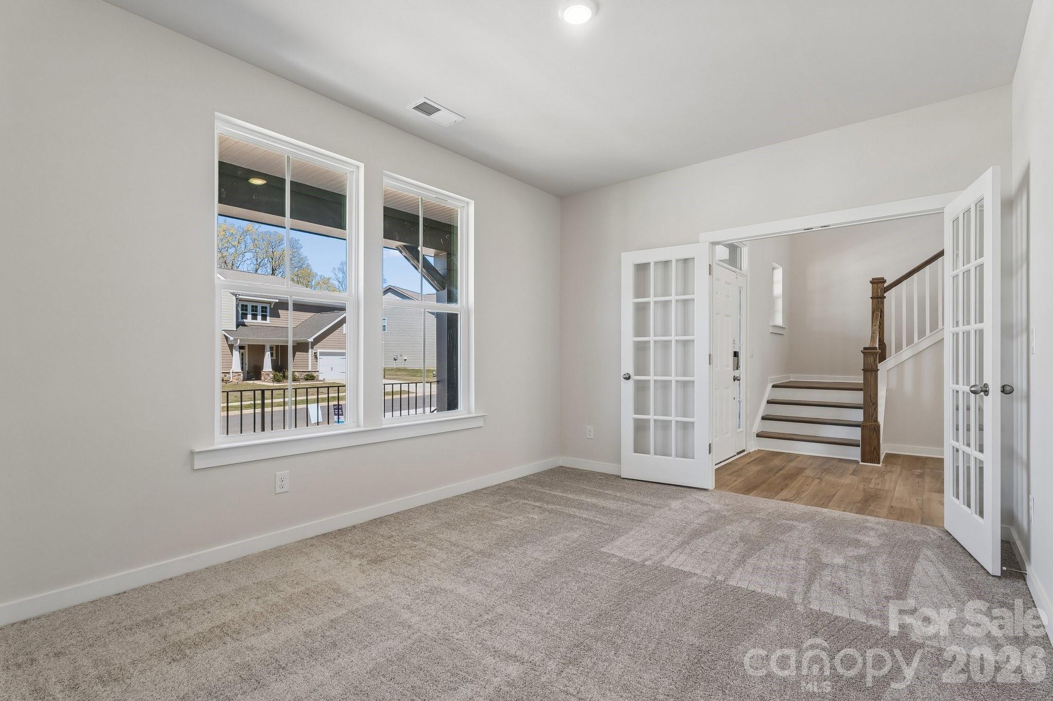 204 E Warfield Drive — Mooresville