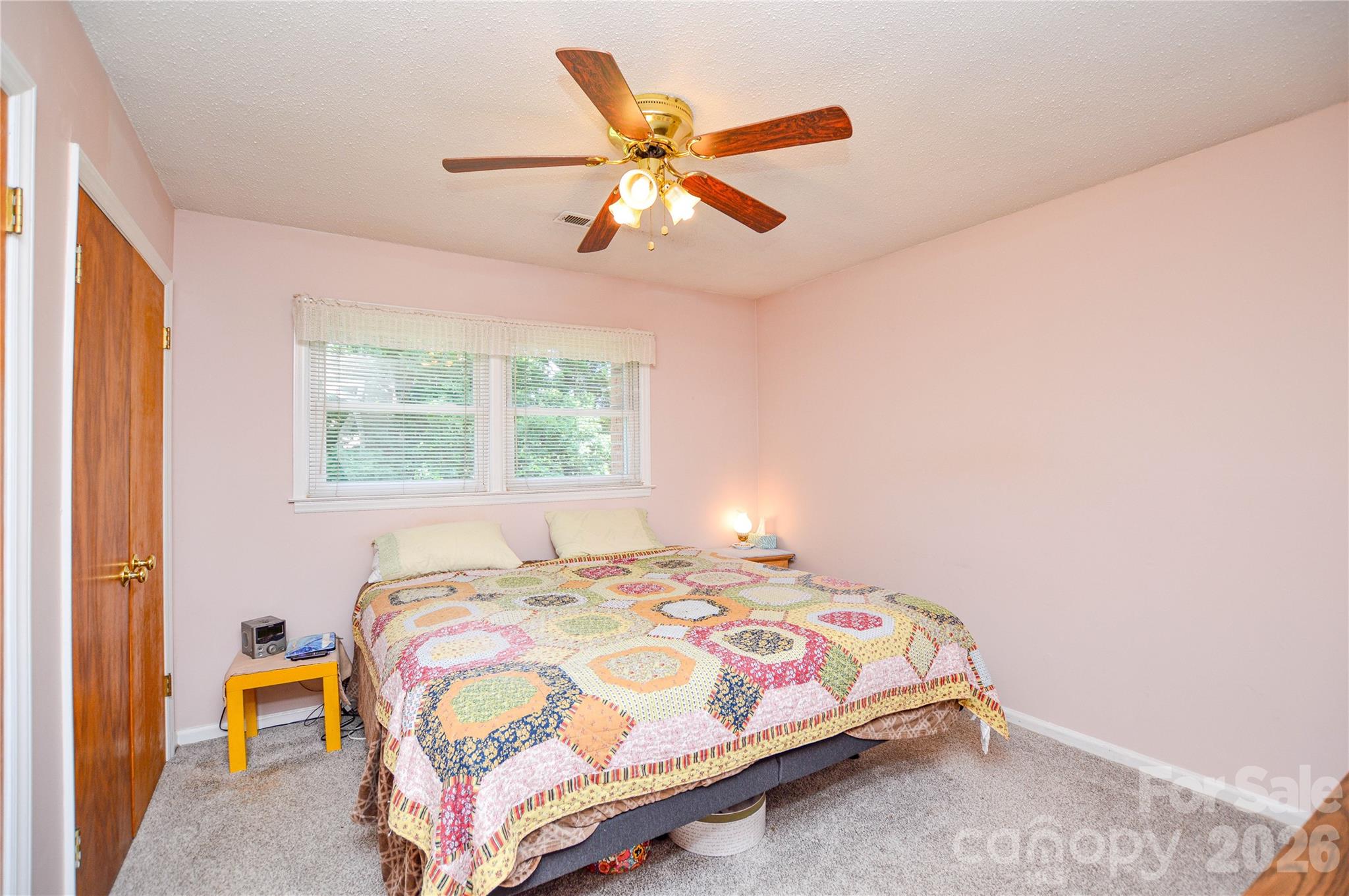 518 Vinecrest Drive — Matthews