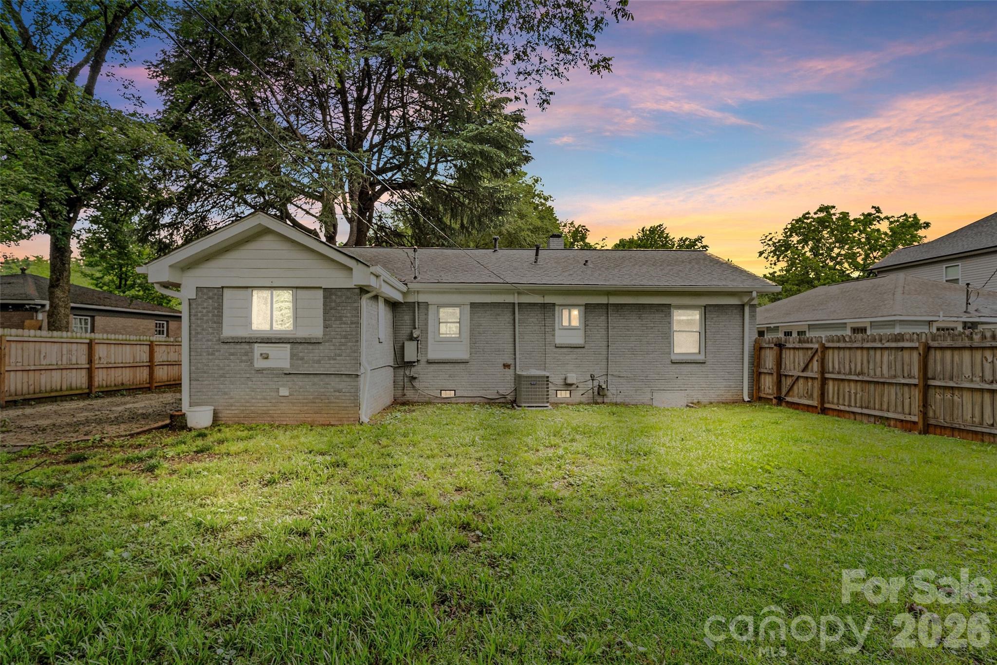 1626 Taylor Avenue — Charlotte