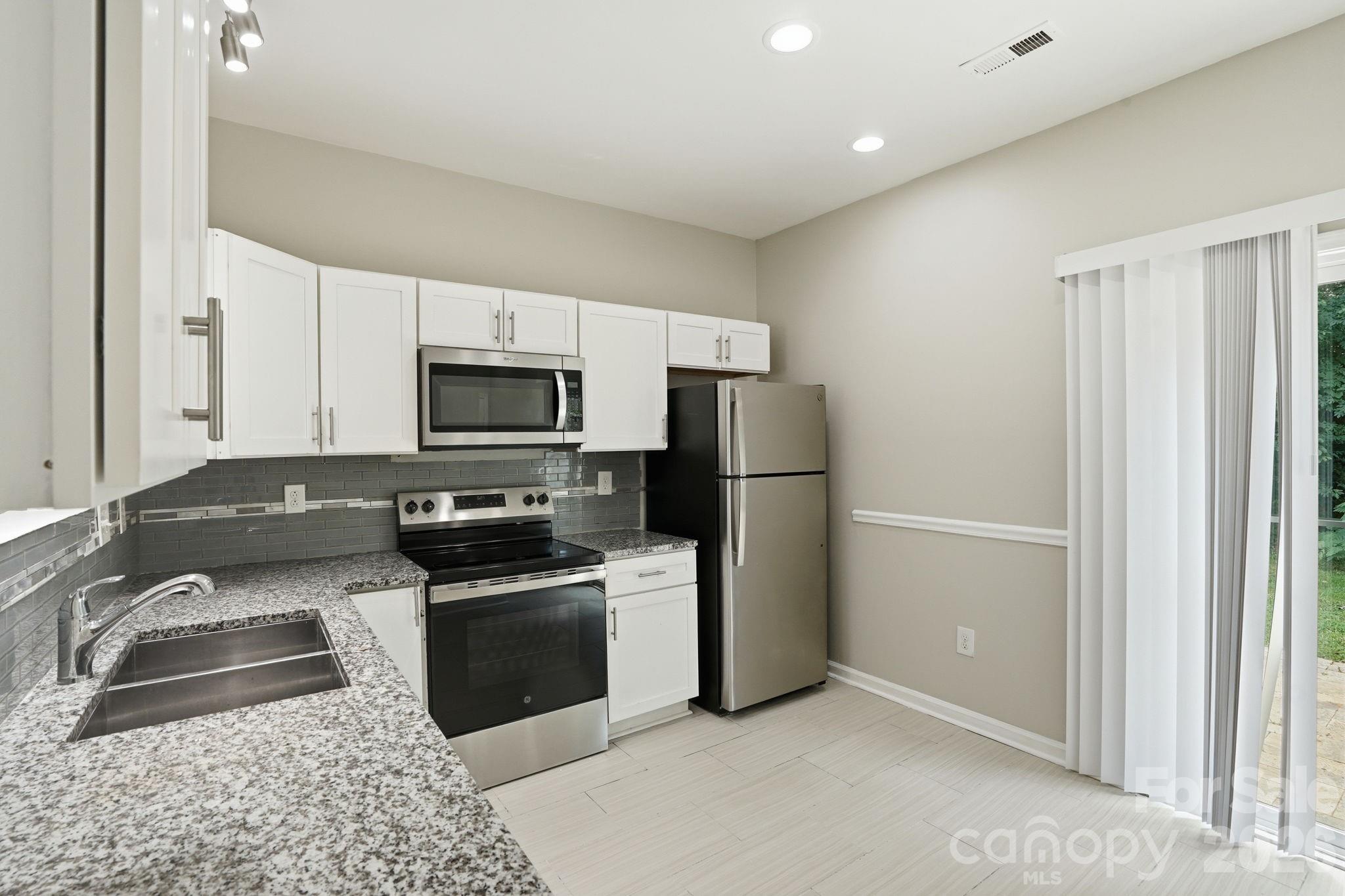 5240 Javitz Road — Charlotte