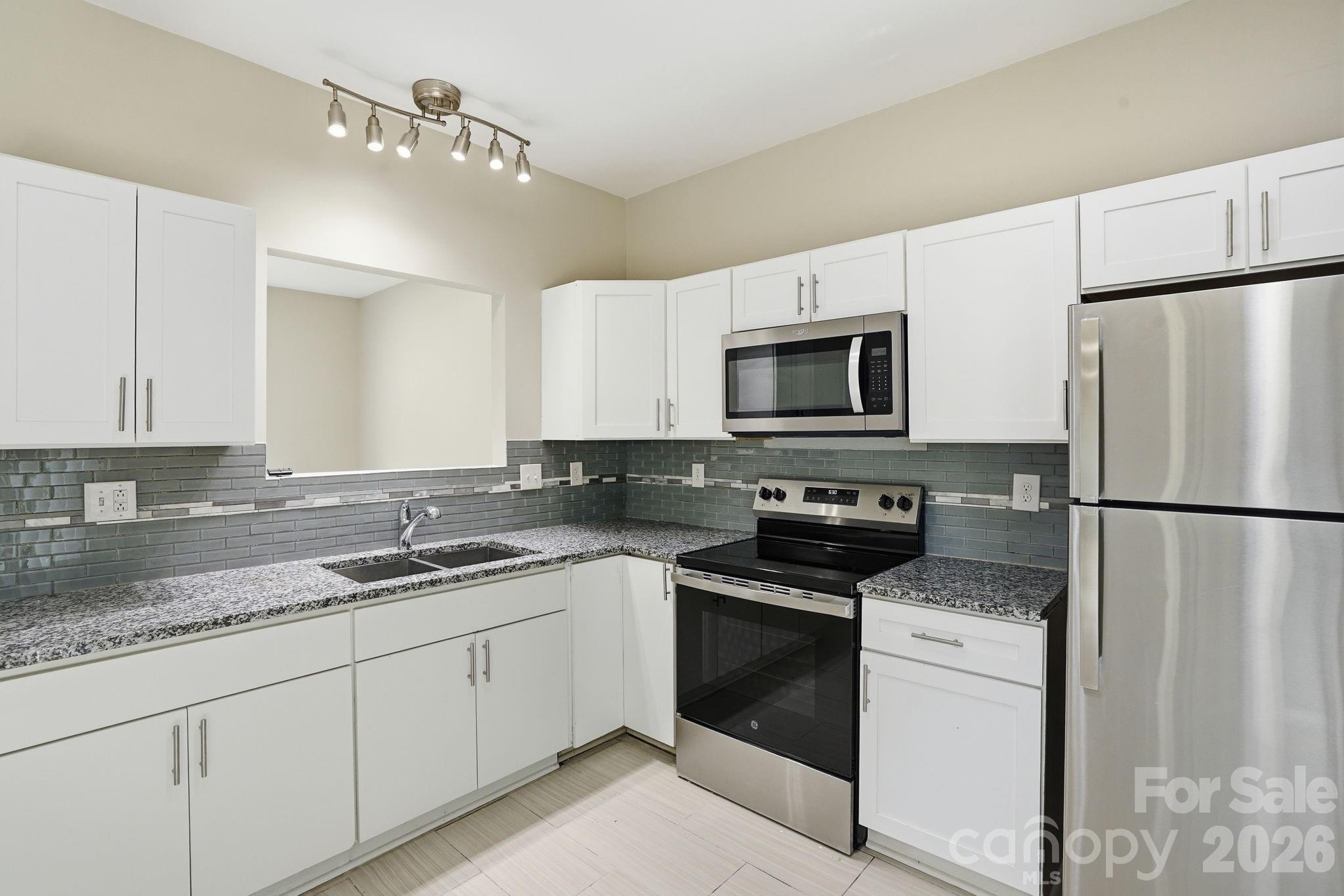 5240 Javitz Road — Charlotte