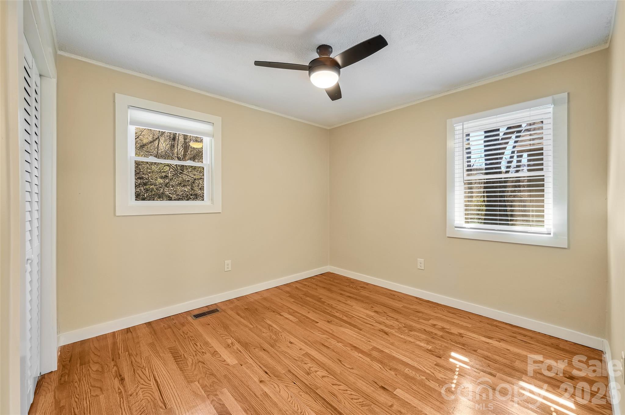 9 Woodfin Avenue — Asheville
