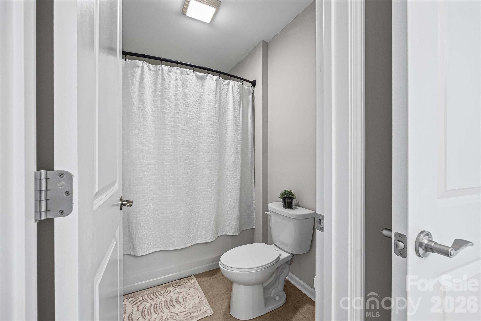3703 Jacinta Court — Tega Cay