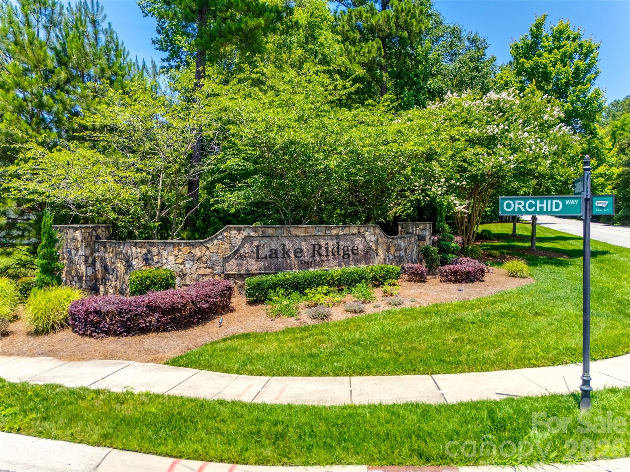 3703 Jacinta Court — Tega Cay