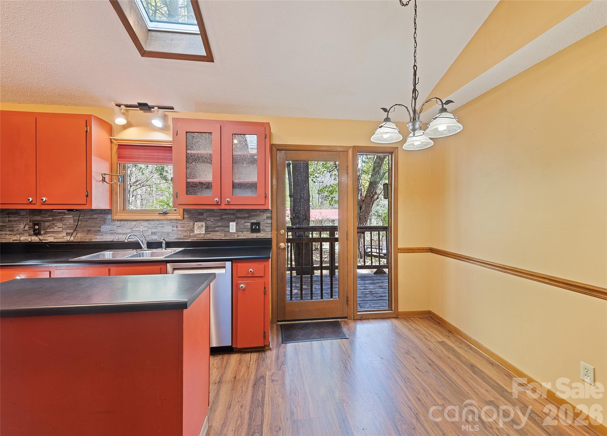 182 Laurel Branch Road — Maggie Valley