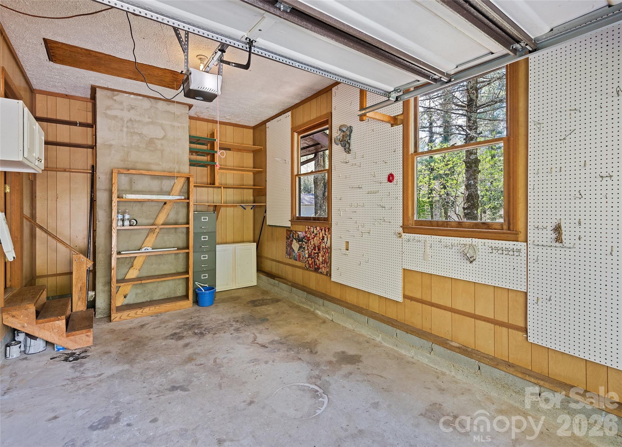 182 Laurel Branch Road — Maggie Valley