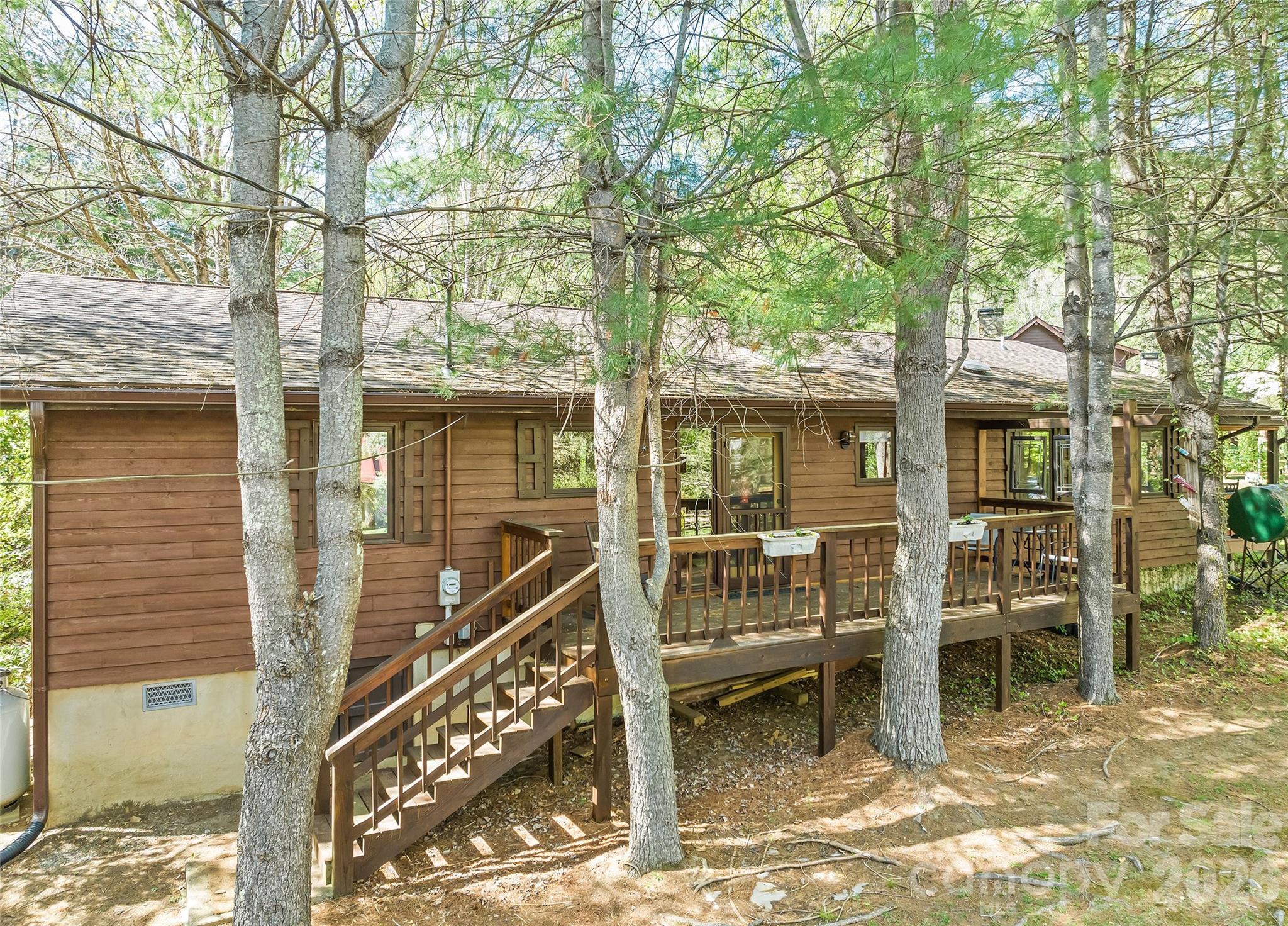 182 Laurel Branch Road — Maggie Valley