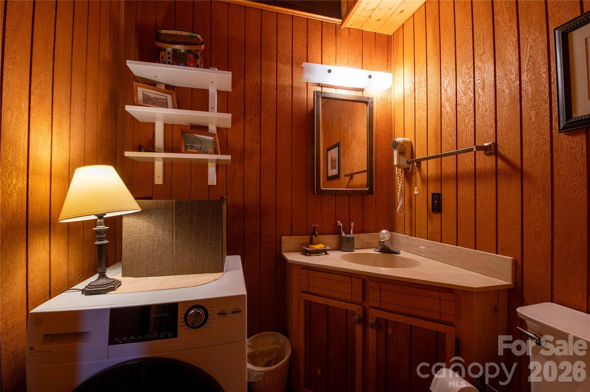 152 Middle Creek Cove — Burnsville