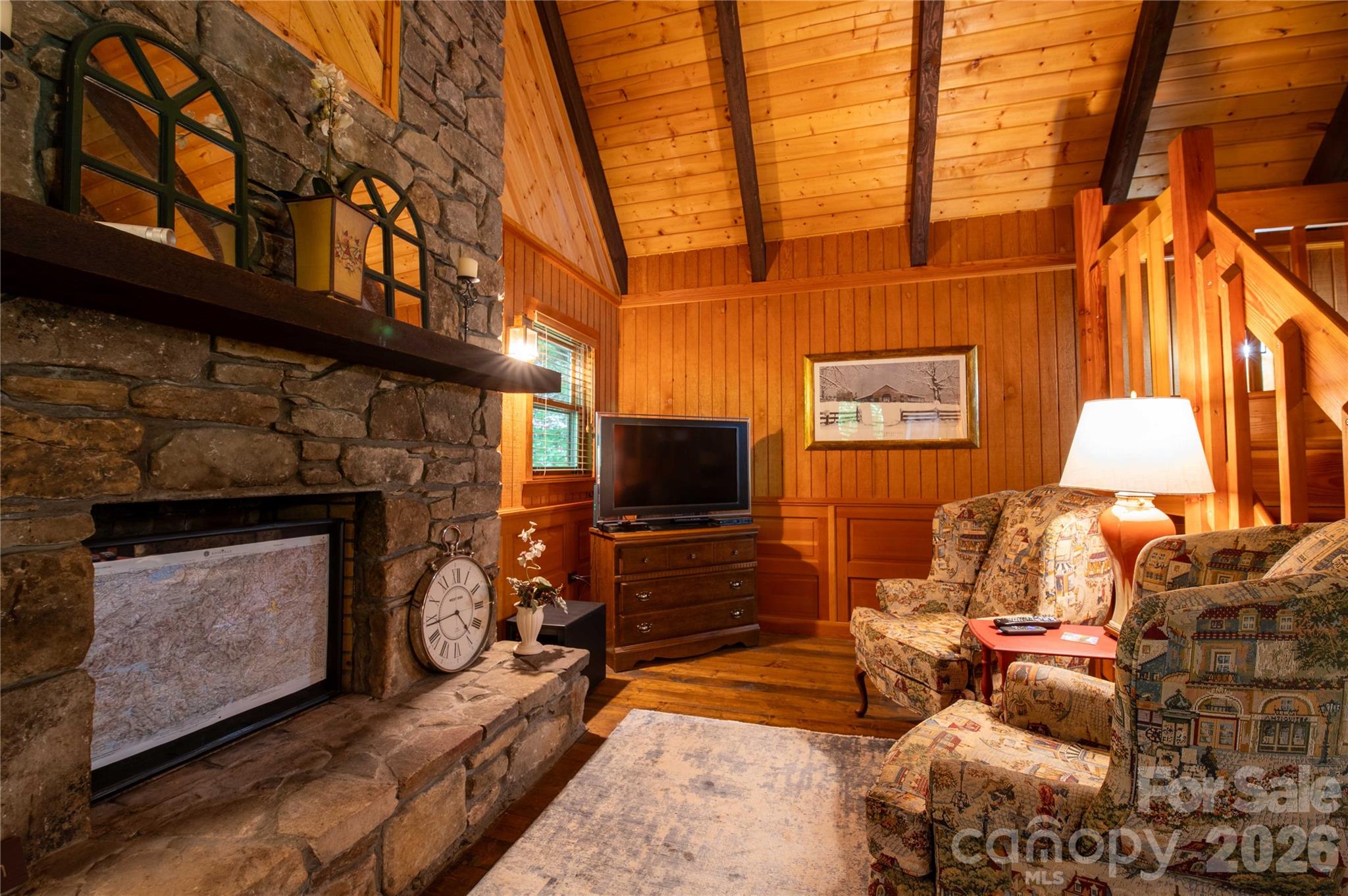 152 Middle Creek Cove — Burnsville