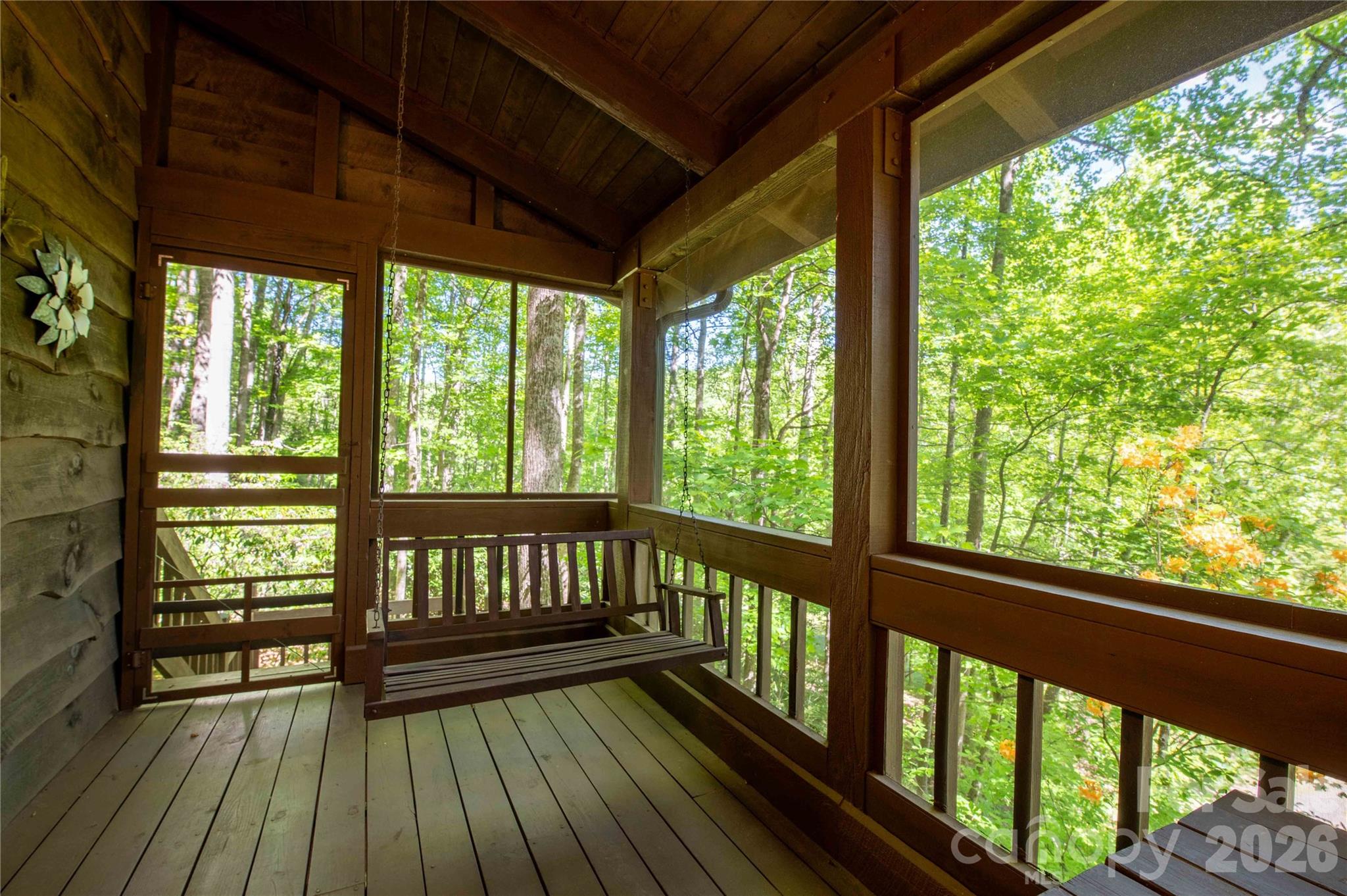 152 Middle Creek Cove — Burnsville