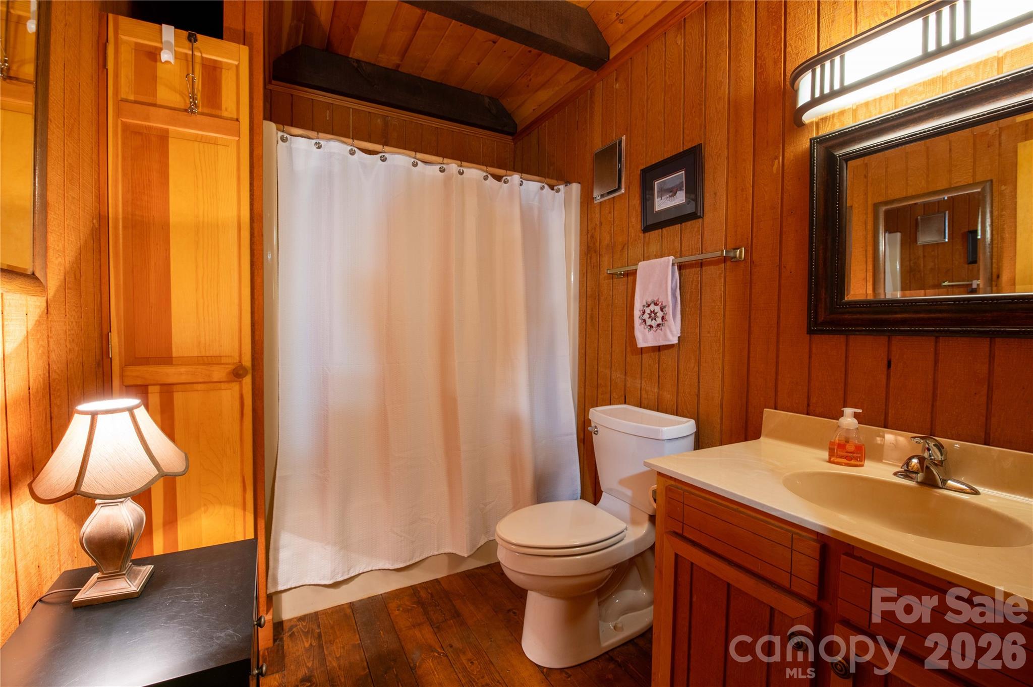 152 Middle Creek Cove — Burnsville