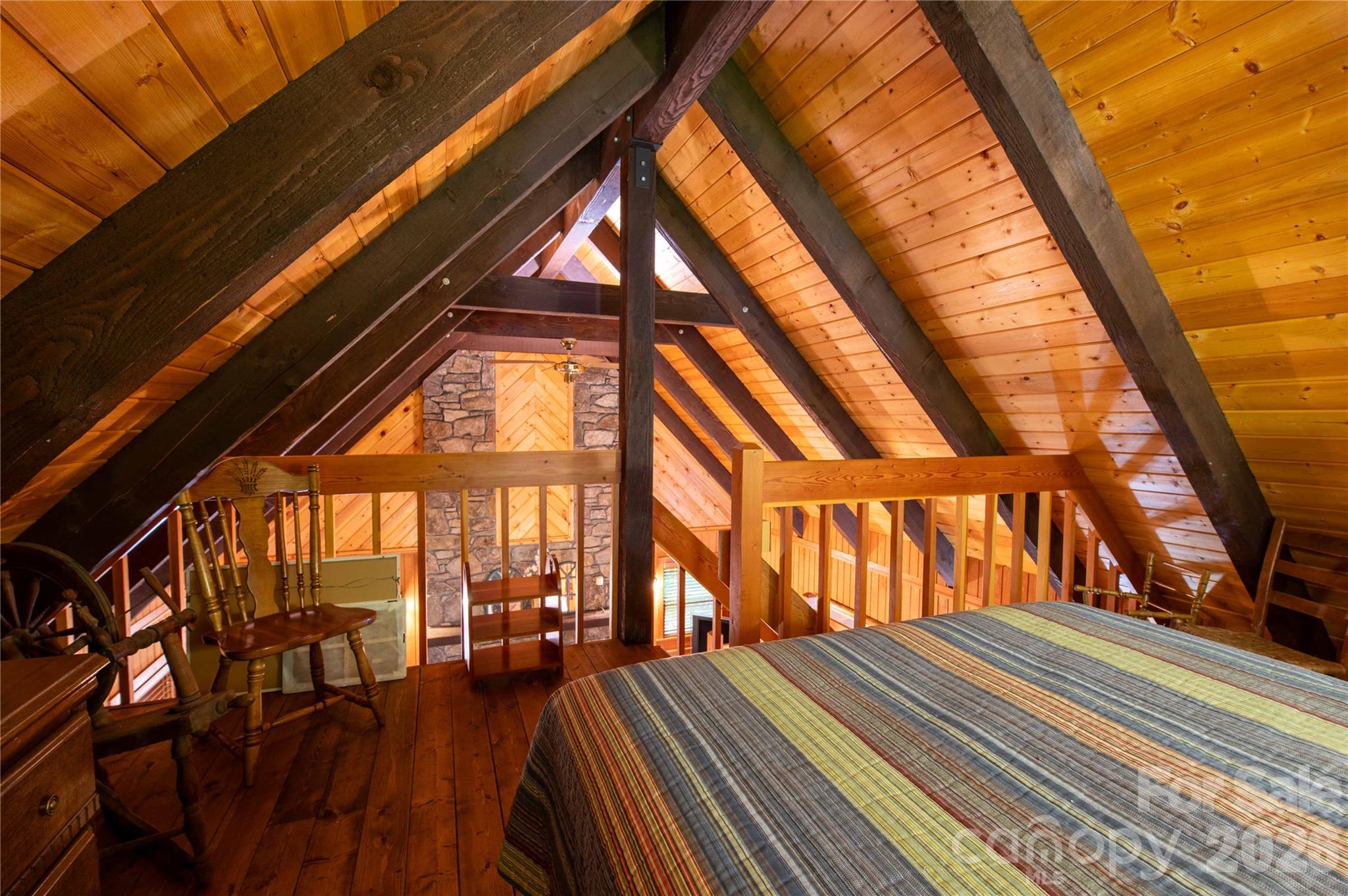 152 Middle Creek Cove — Burnsville
