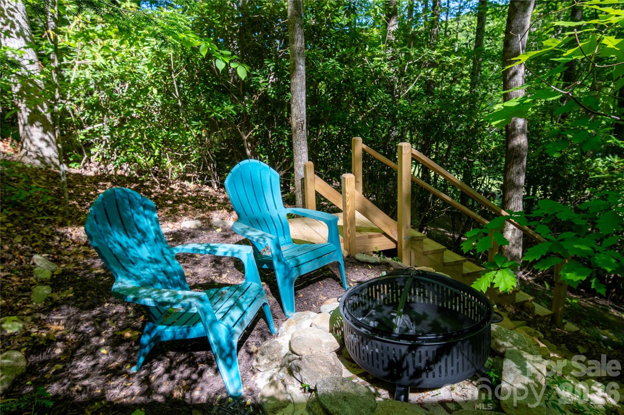 152 Middle Creek Cove — Burnsville