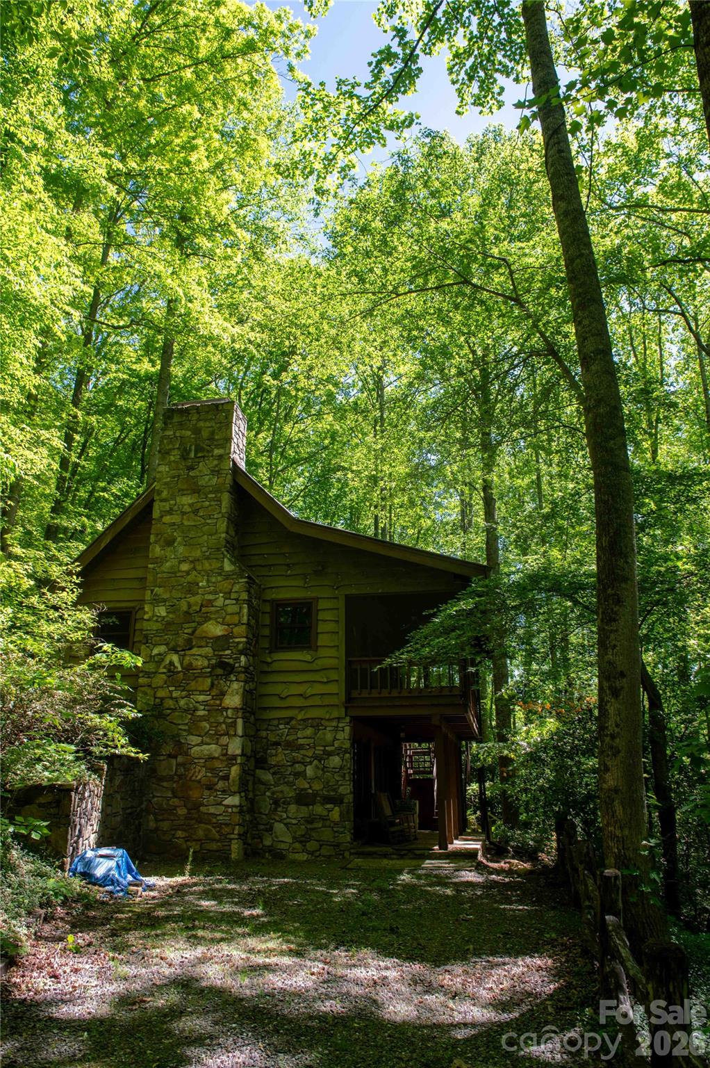 152 Middle Creek Cove — Burnsville