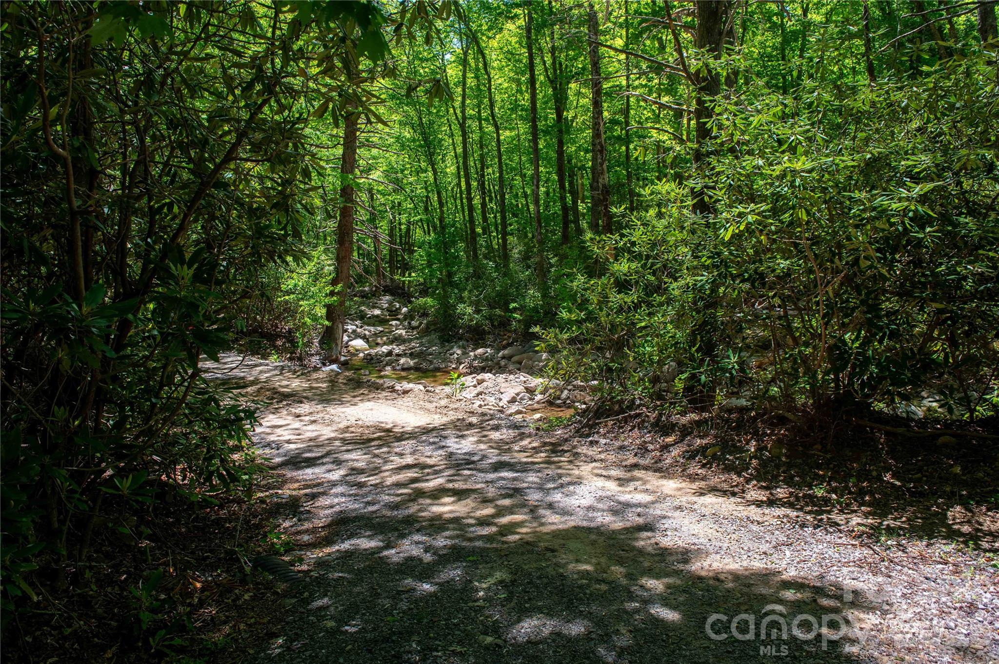 152 Middle Creek Cove — Burnsville