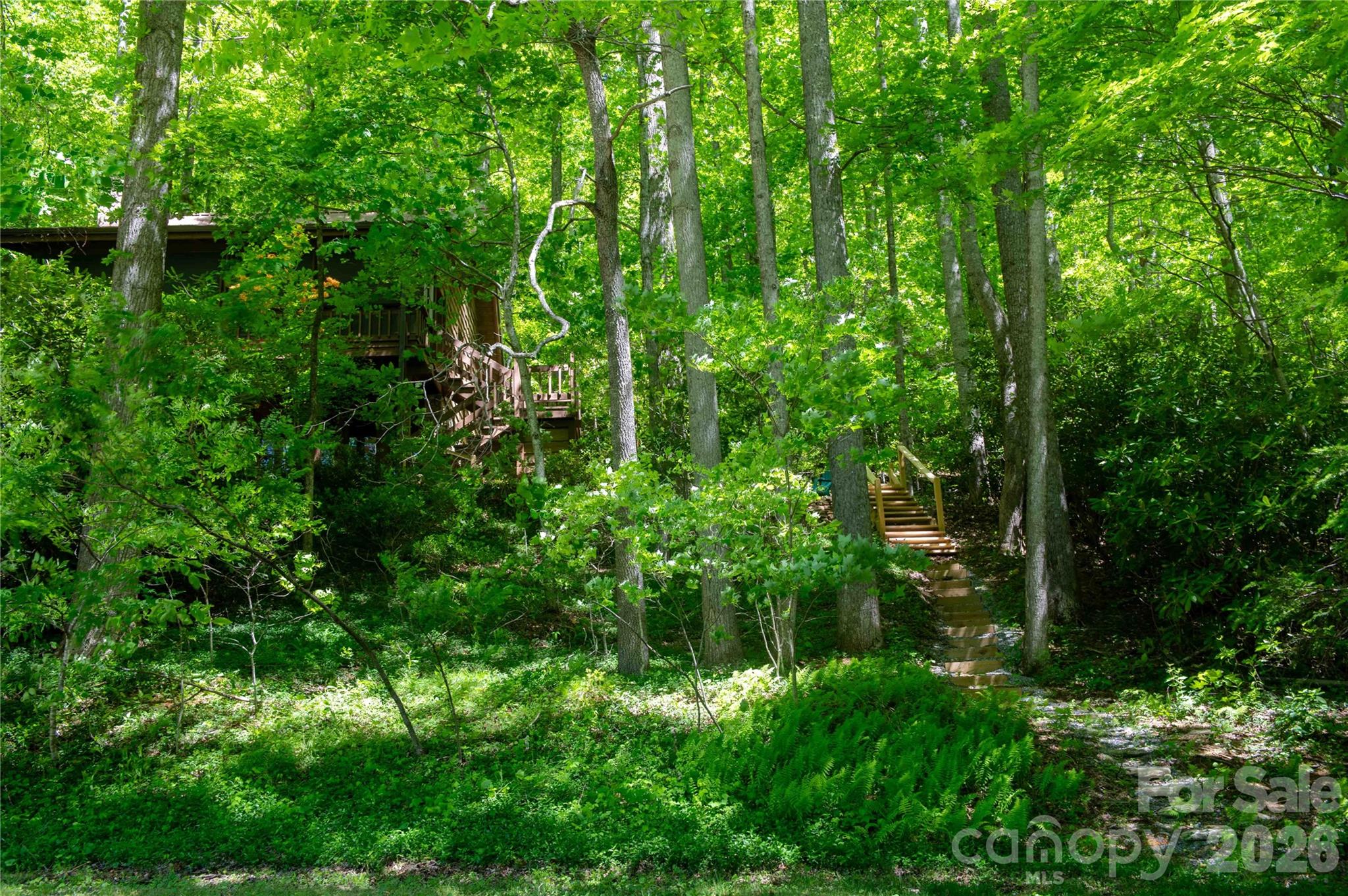 152 Middle Creek Cove — Burnsville