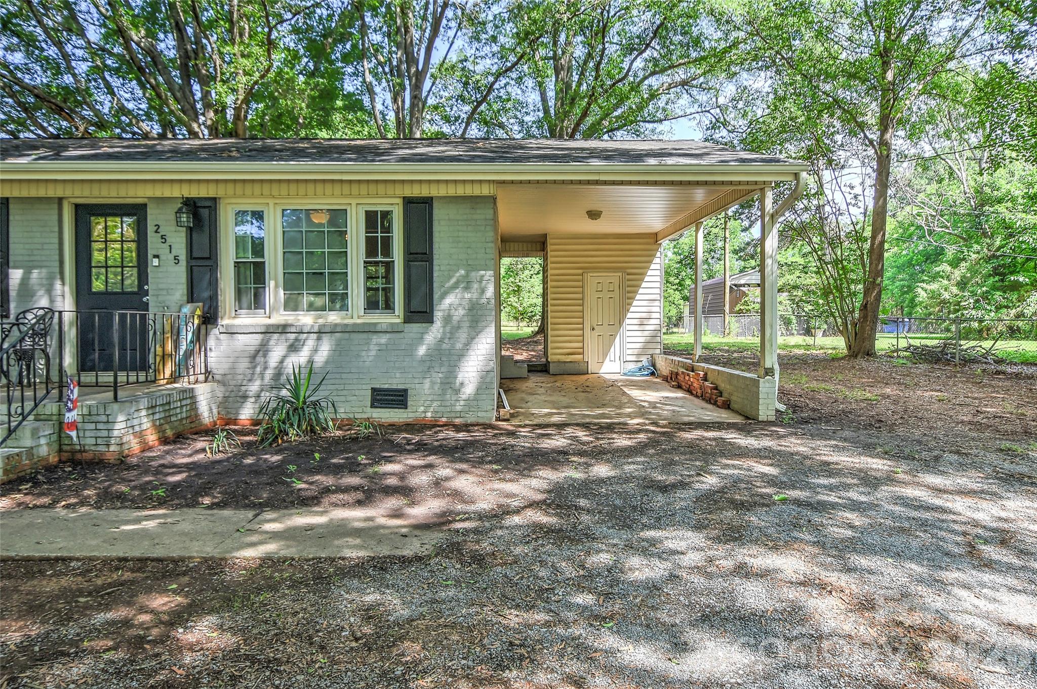 2515 Carroll Street — Monroe