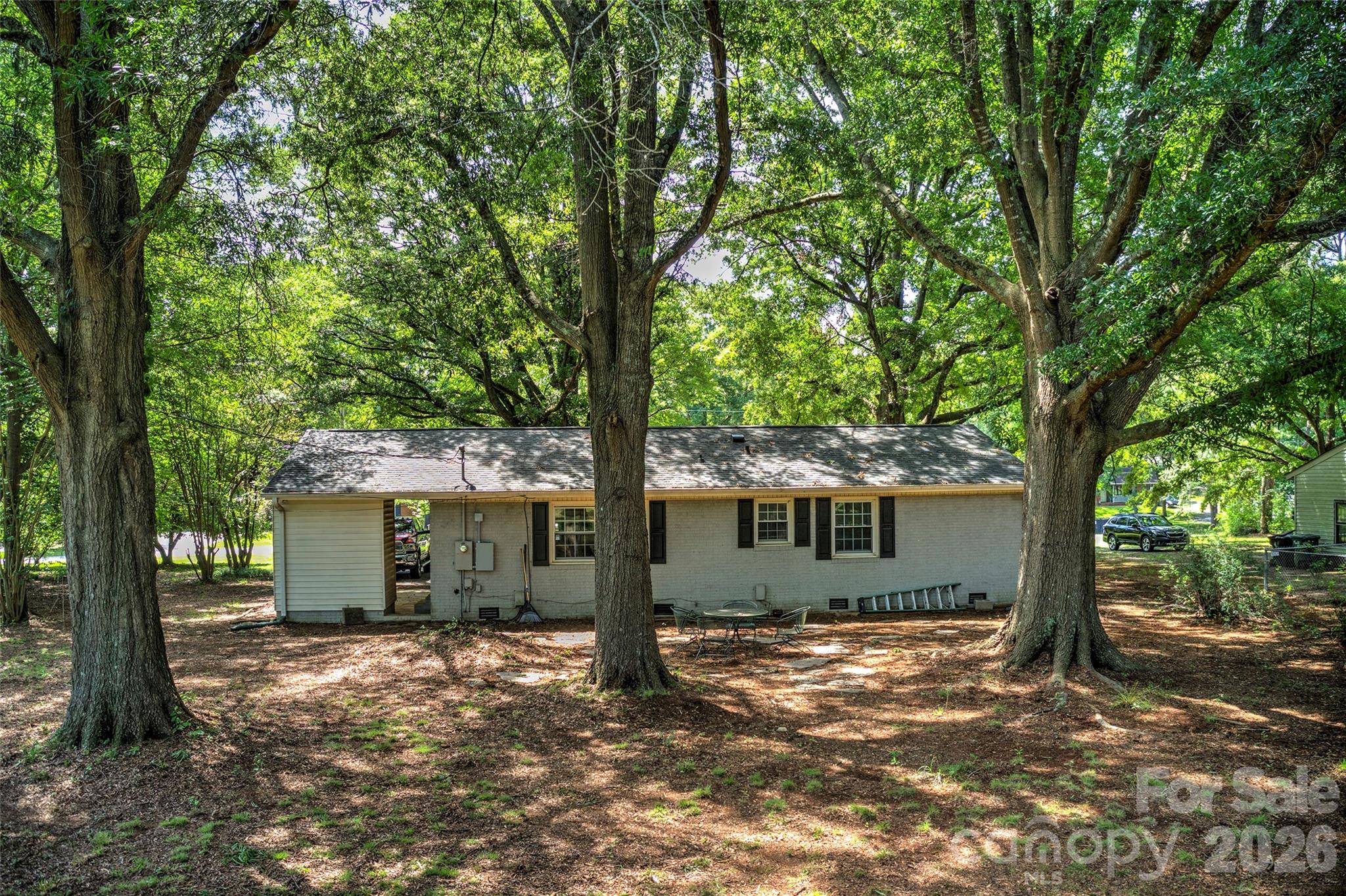 2515 Carroll Street — Monroe