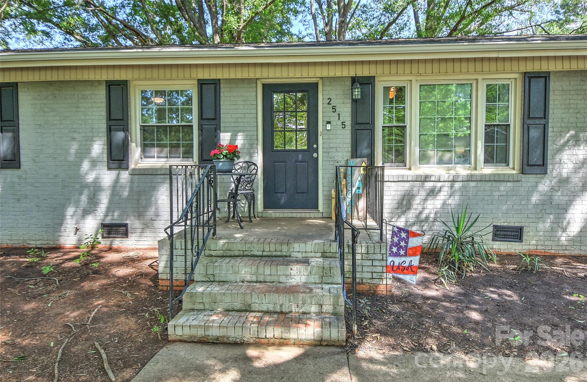 2515 Carroll Street — Monroe