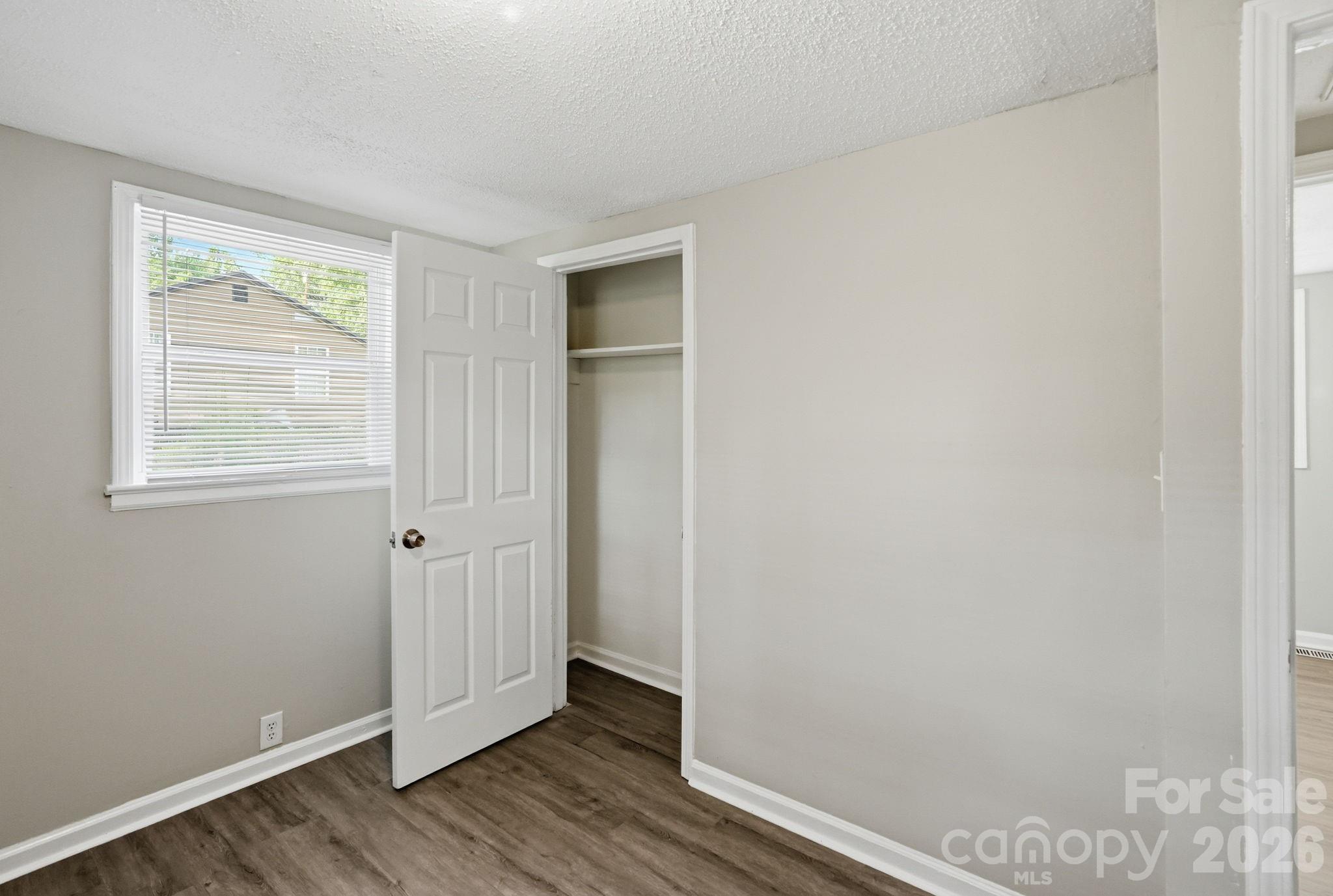 1120 Rita Avenue — Statesville