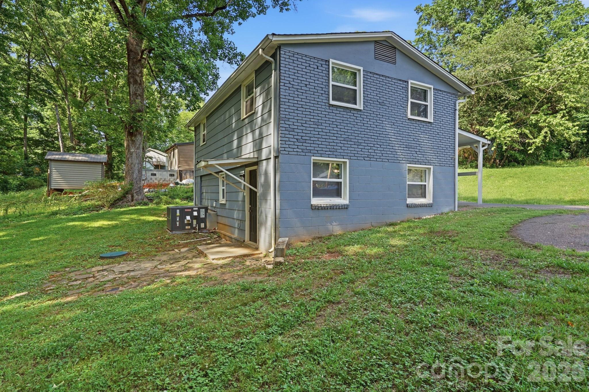 1120 Rita Avenue — Statesville