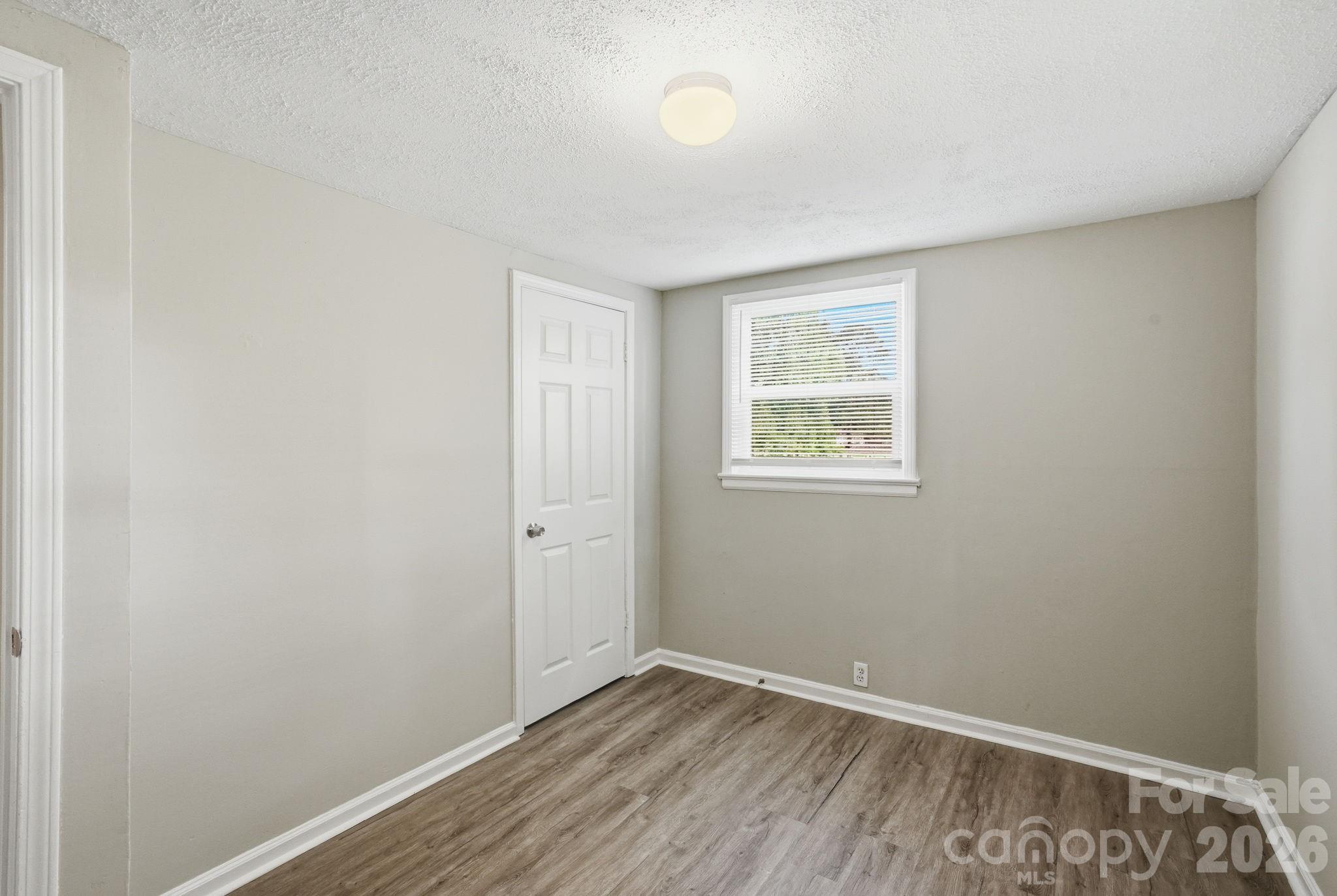 1120 Rita Avenue — Statesville
