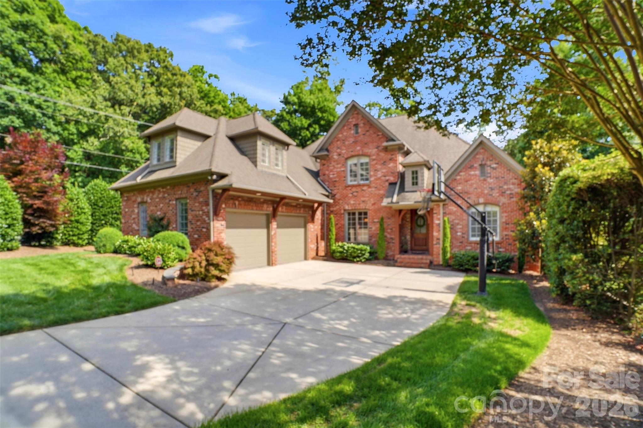 1405 Elmsford Lane — Matthews