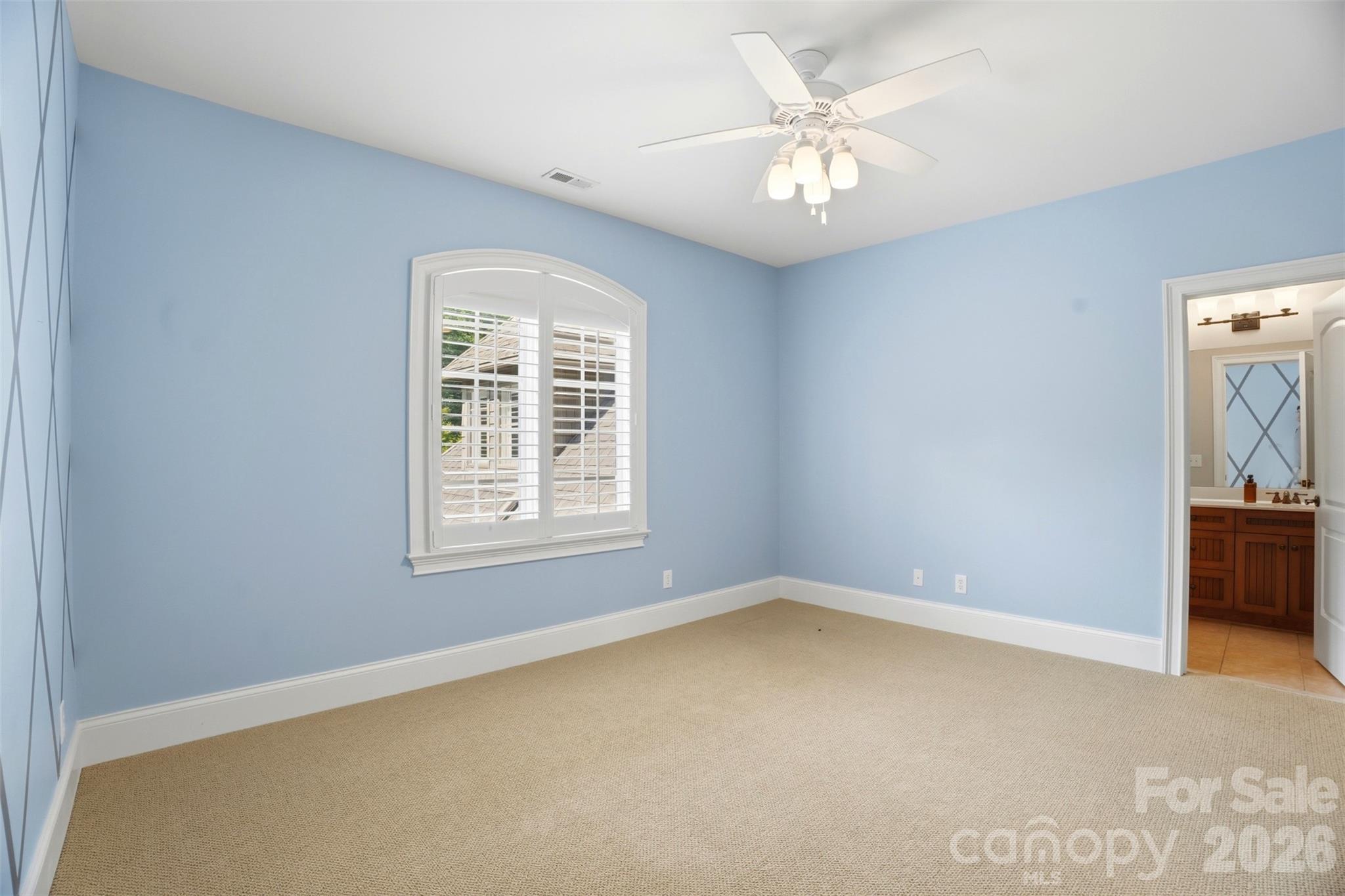 1405 Elmsford Lane — Matthews