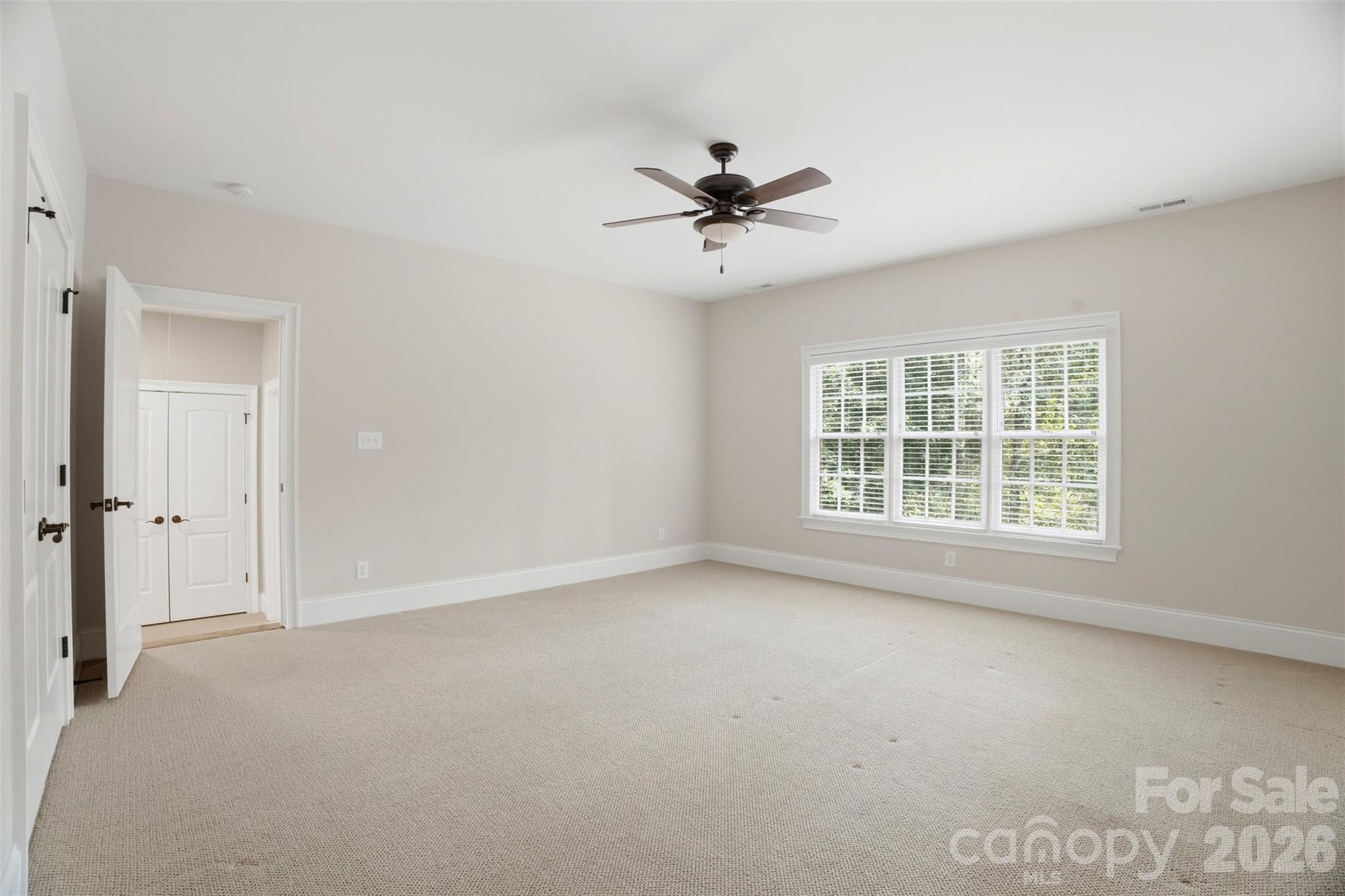 1405 Elmsford Lane — Matthews